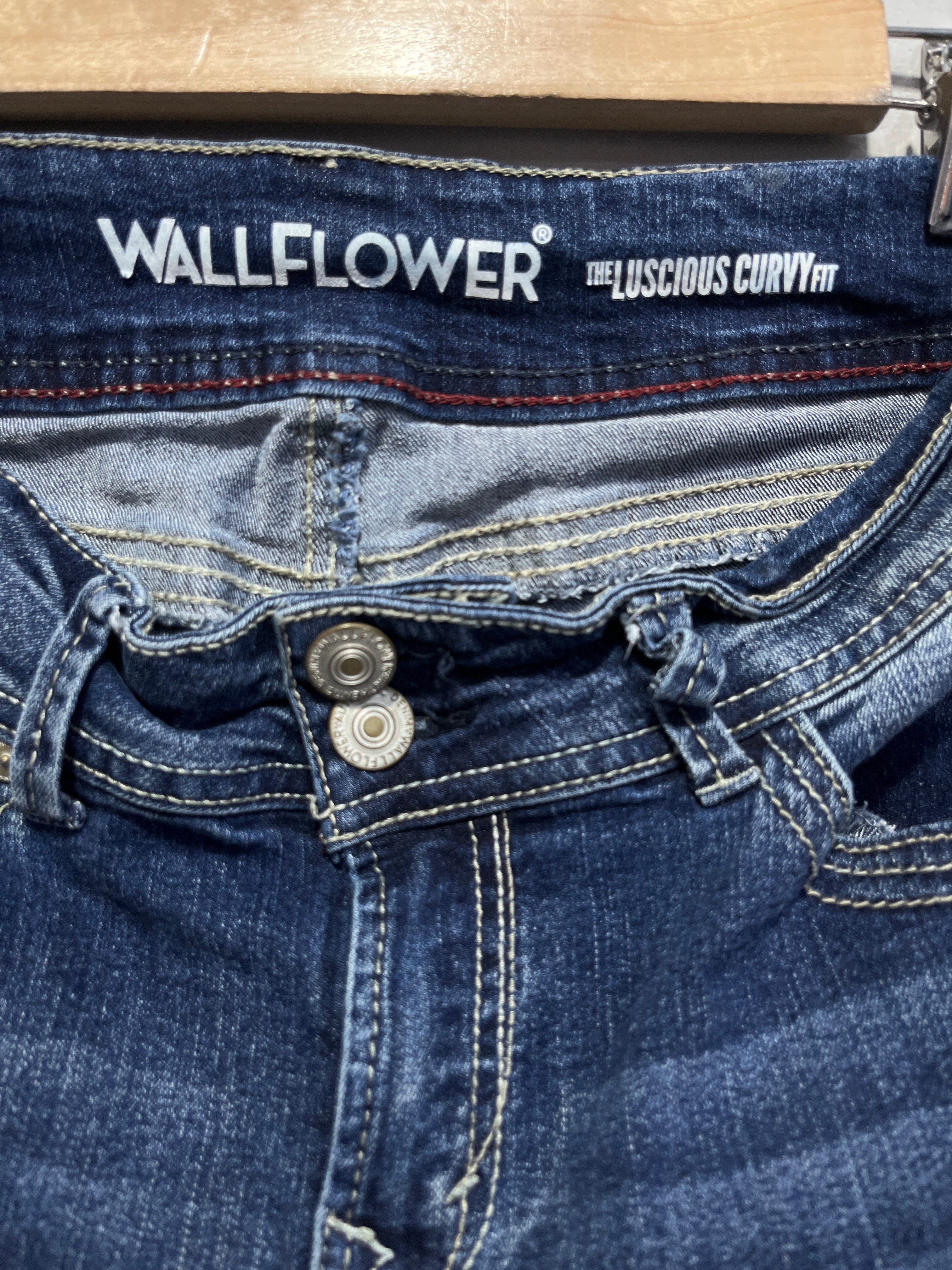 WOMEN DENIM JEANS