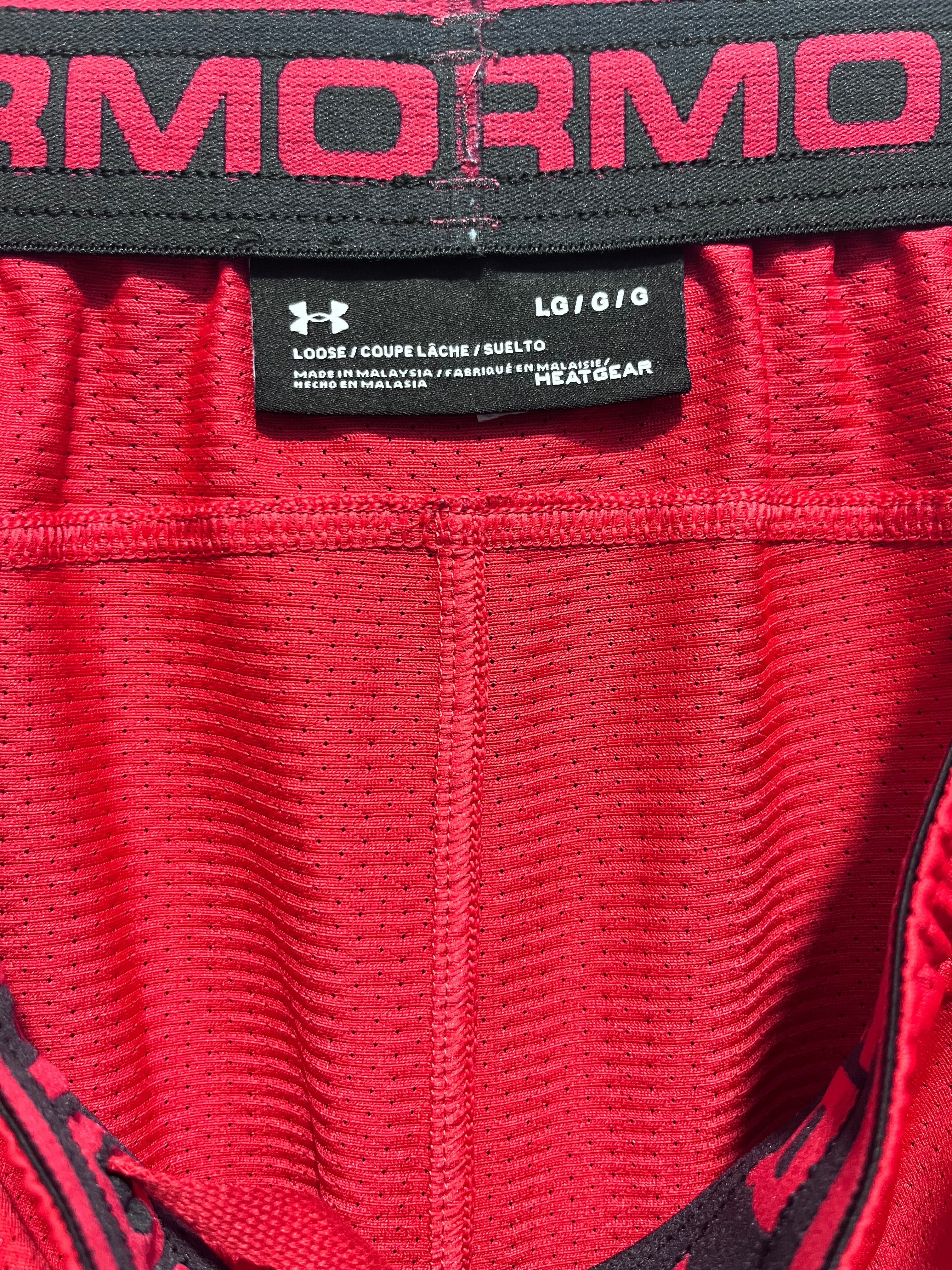 UNDER ARMOUR MEN SPORT SHORTS