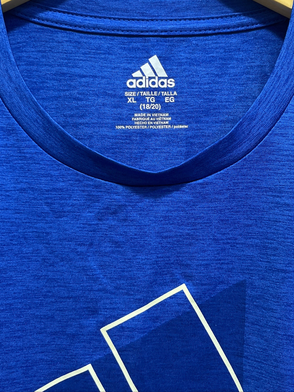 ADIDAS MEN ROUND NECK T-SHIRT