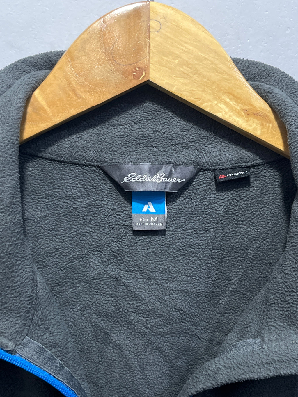 EDDIE BAUER MEN FLEECE