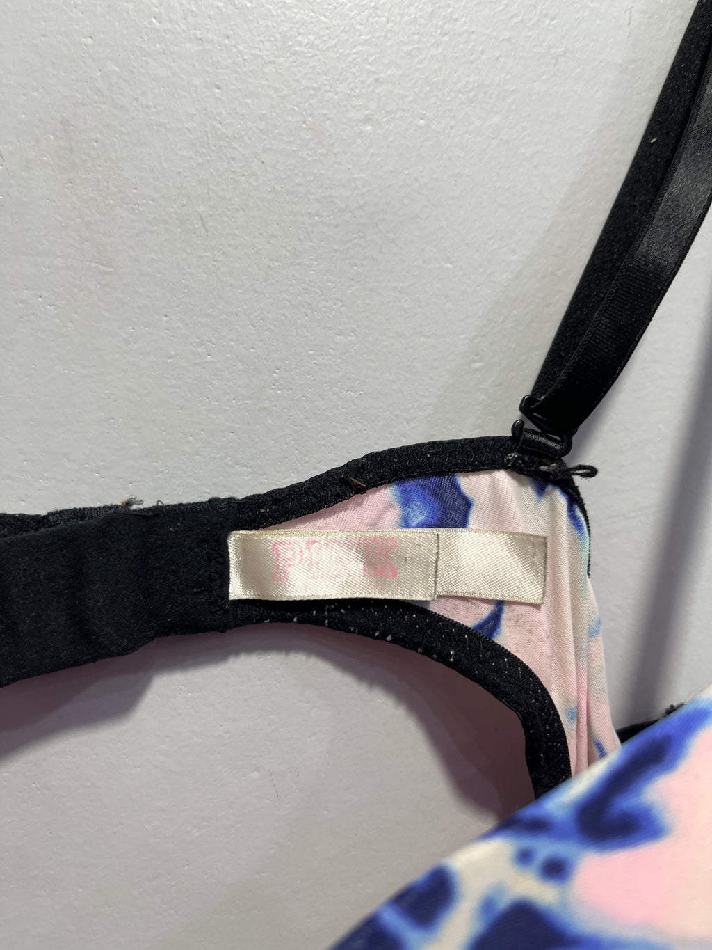PINK BRA