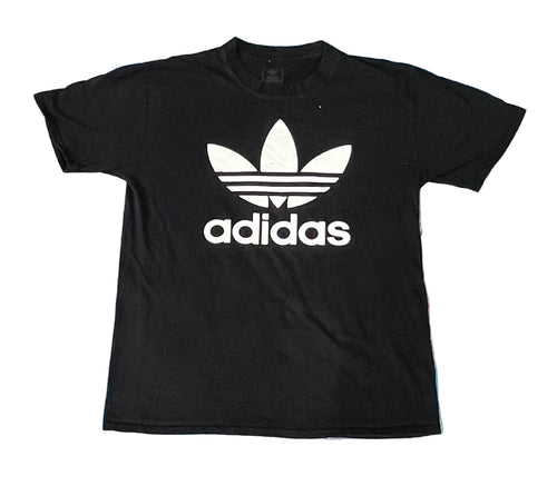 ADIDAS MEN ROUND NECK T-SHIRT ON A WHITE PLAIN BACKGROUND 