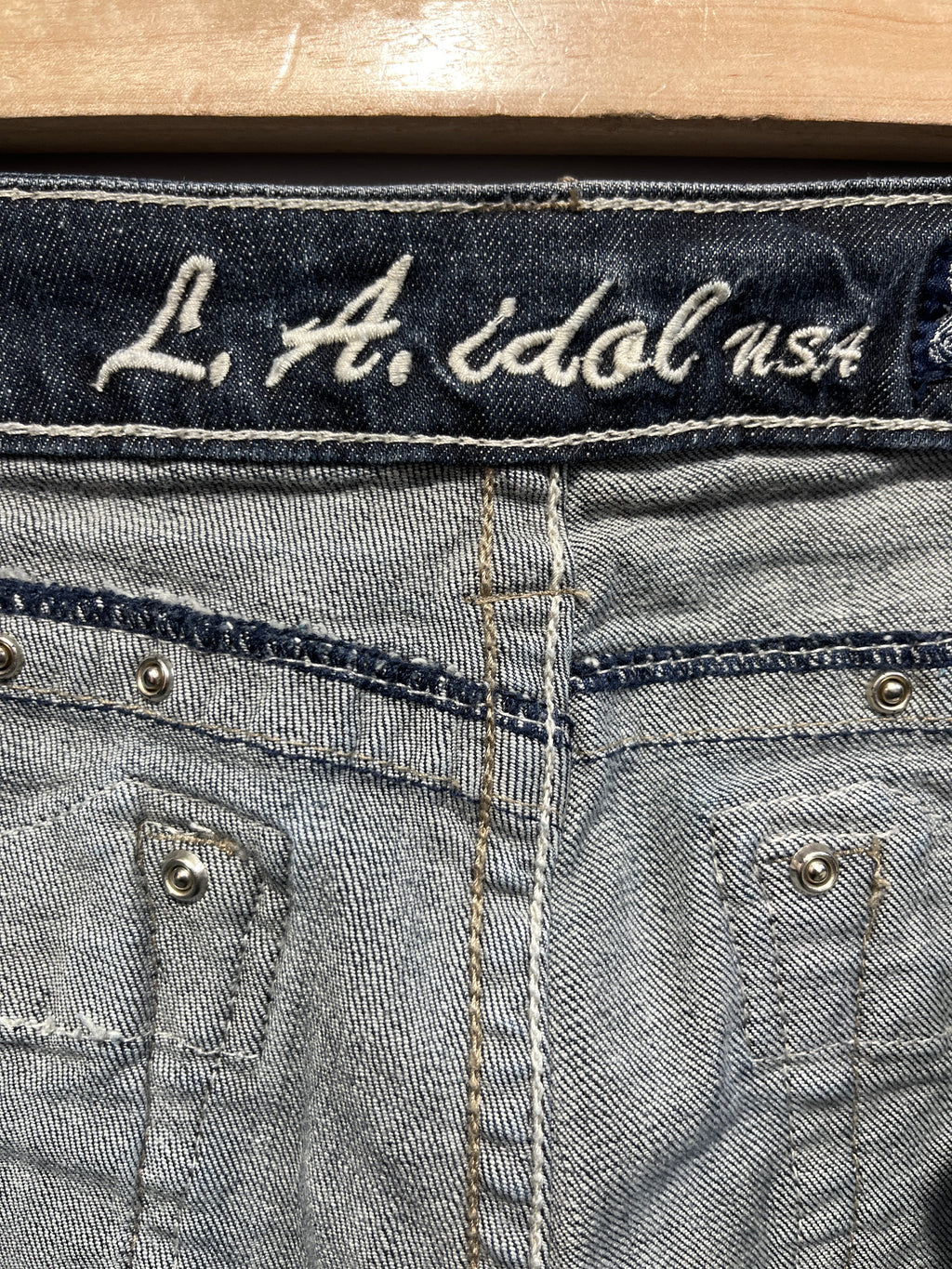 WOMEN DENIM JEANS