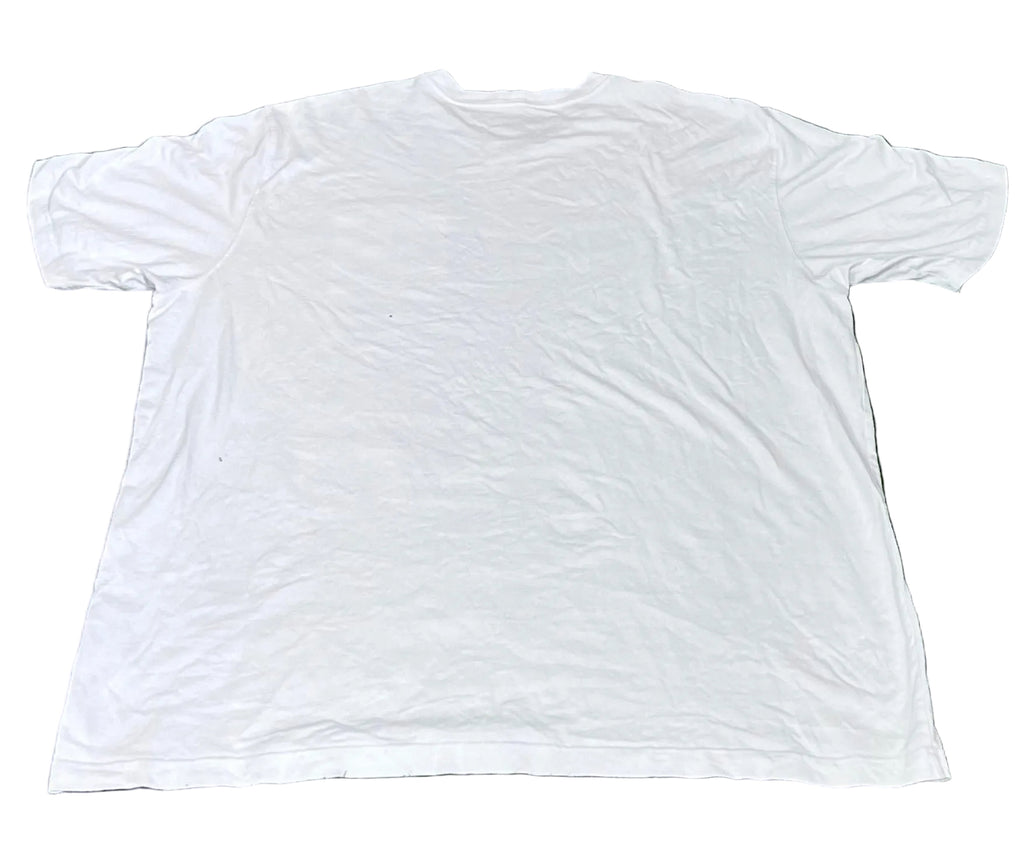 CARHARTT MEN ROUND NECK T-SHIRT ON A WHITE PLAIN BACKGROUND 