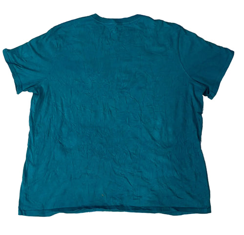 CARHARTT MEN ROUND NECK T-SHIRT ON A WHITE PLAIN BACKGROUND 