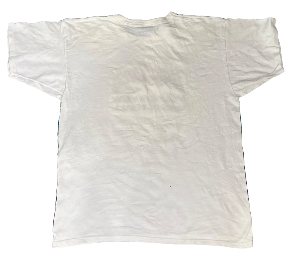 A plain white short-sleeve T-shirt