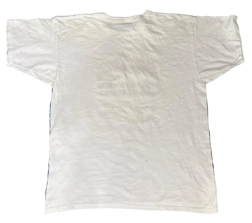 A plain white short-sleeve T-shirt