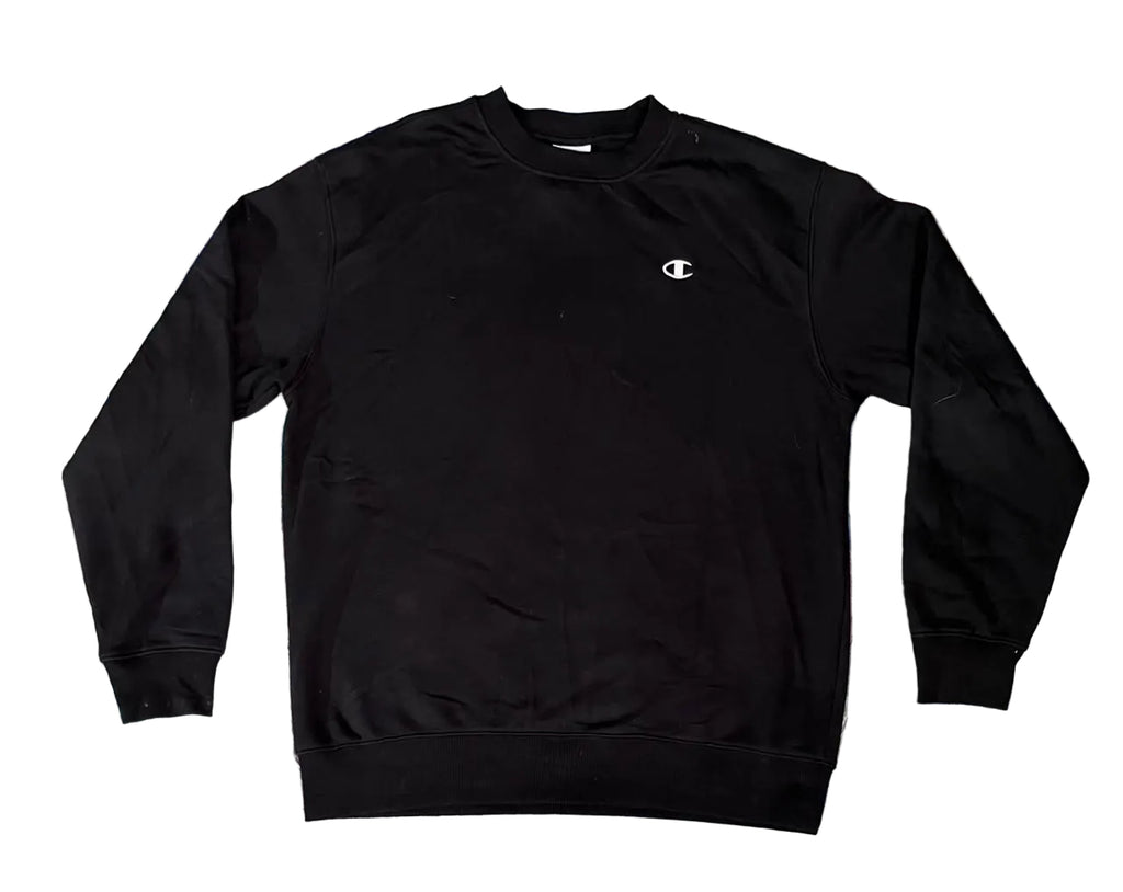 CHAMPION MEN SWEAT SHIRT WITH RIGHT SIDE LOGO ON WHITE BACKGROUND
