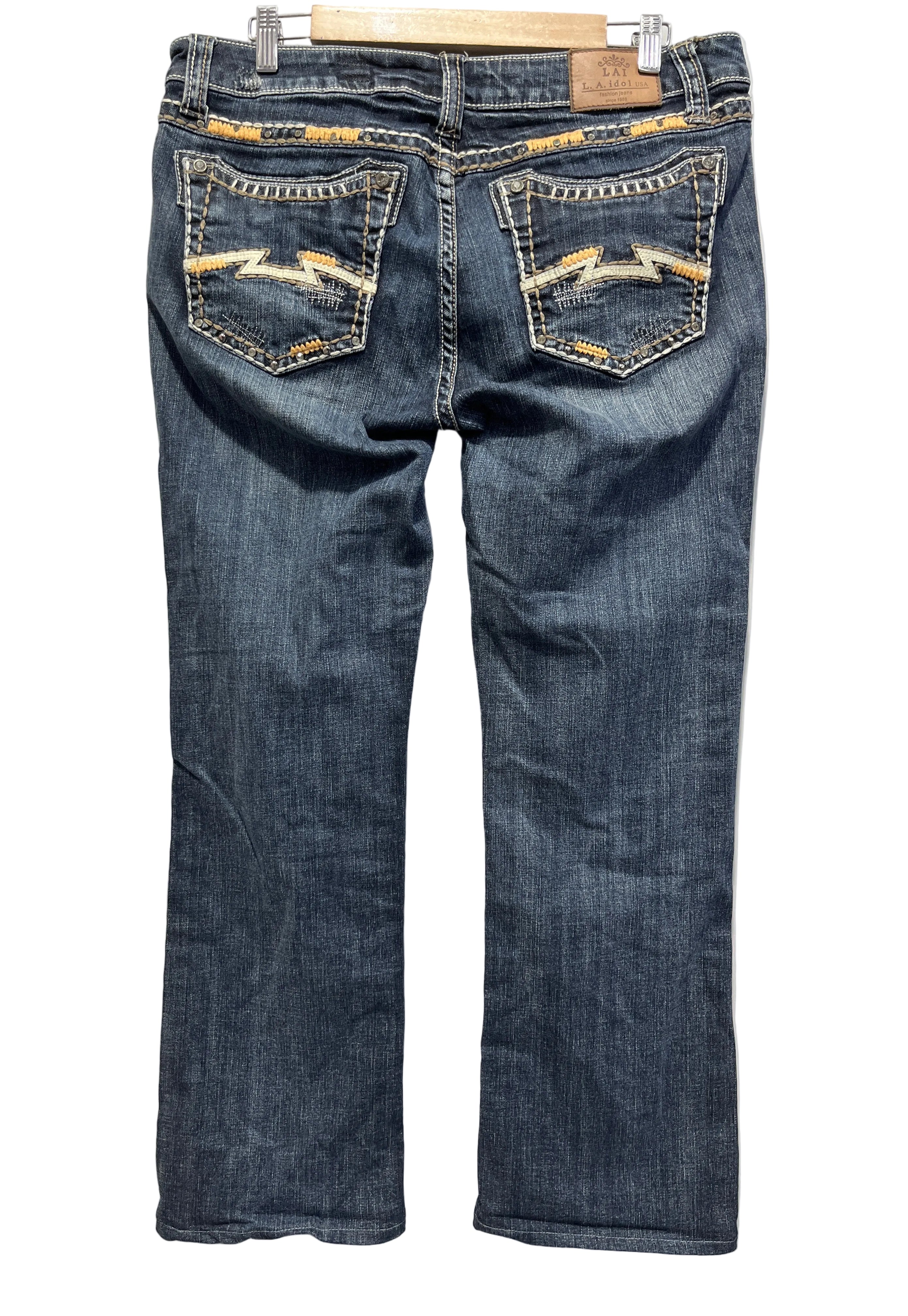 WOMEN DENIM JEANS