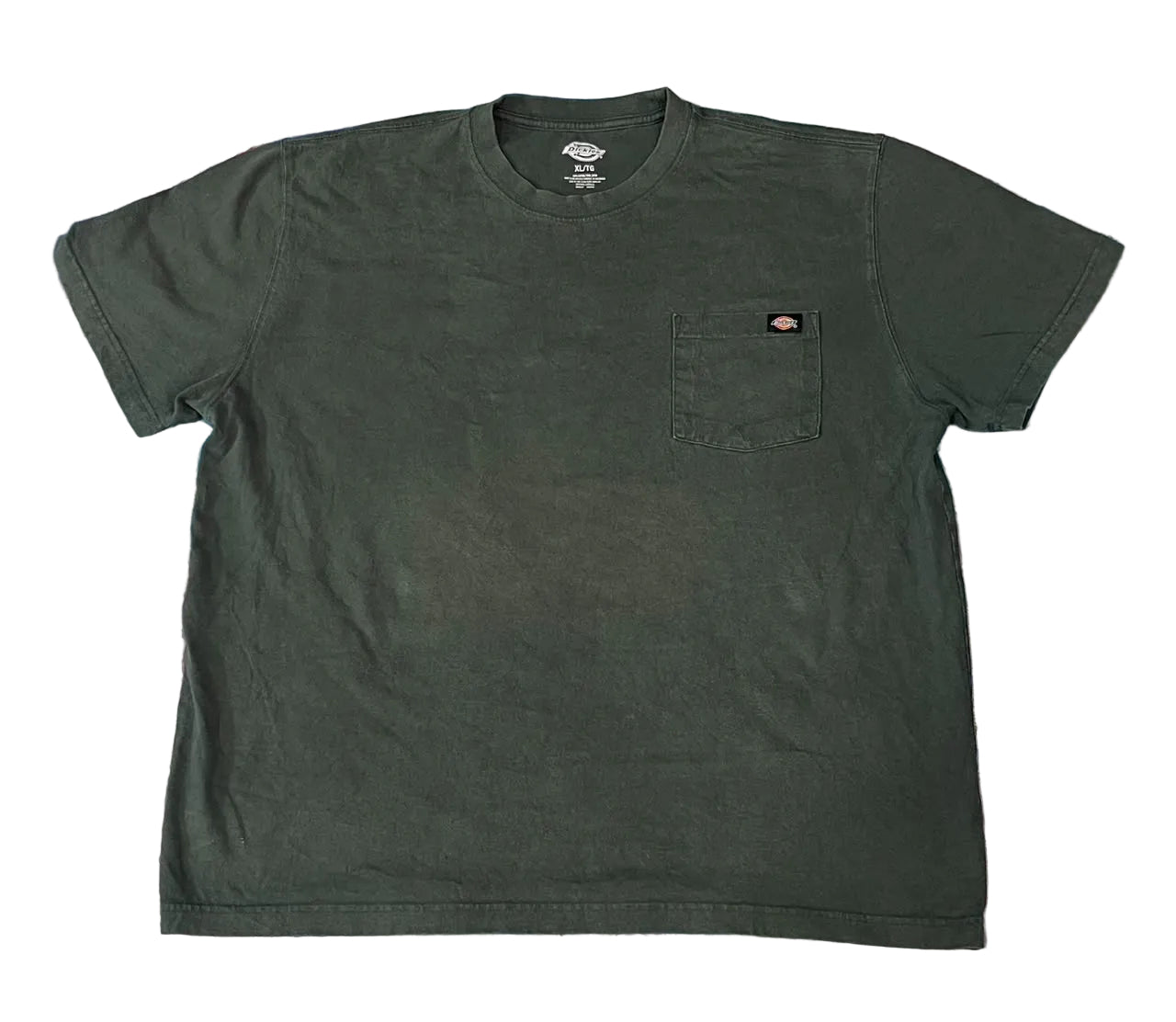 DICKIES MEN ROUND NECK T-SHIRT ON A WHITE  PLAIN BACKGROUND 
