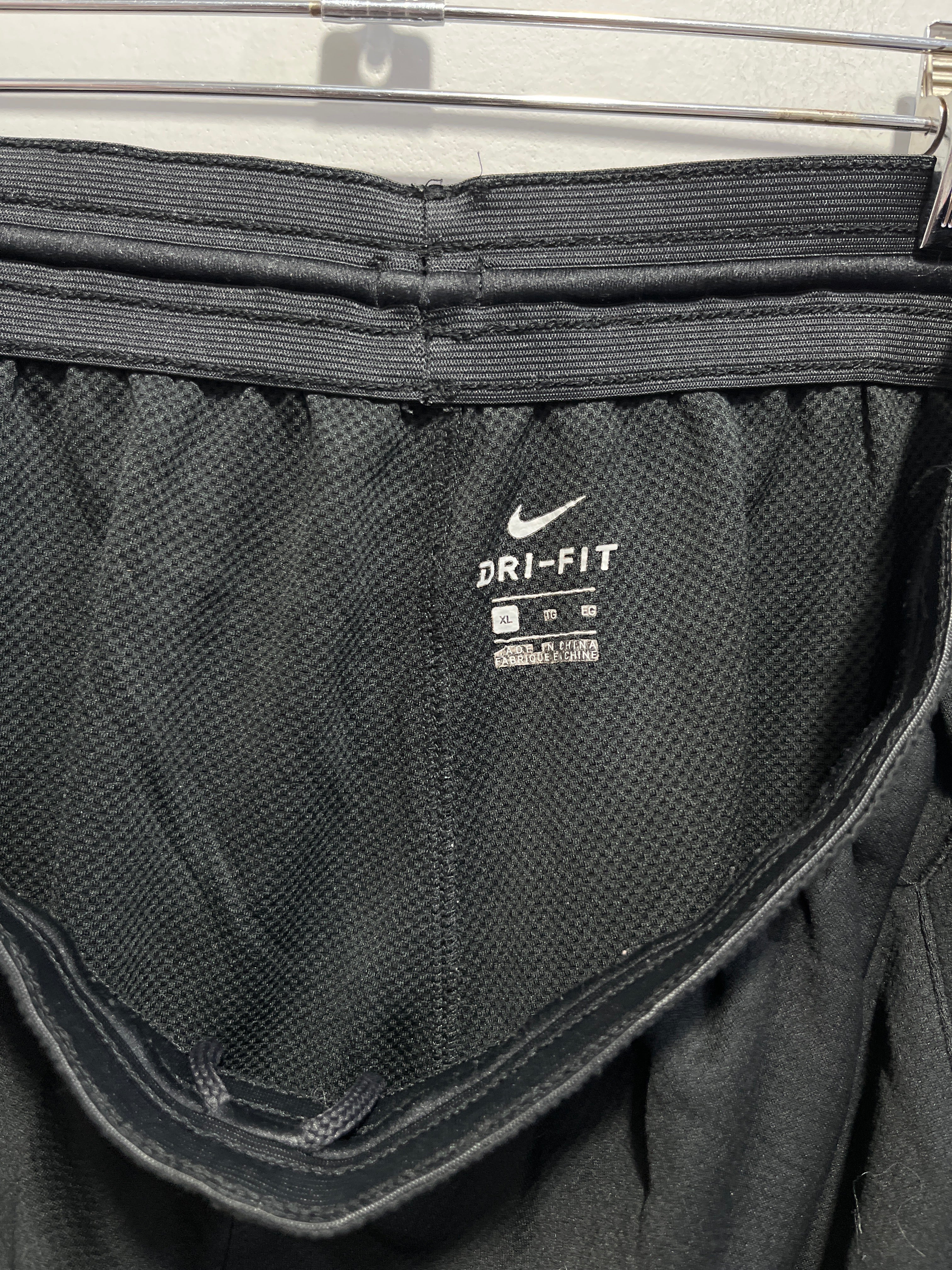 NIKE MEN SPORT SHORTS