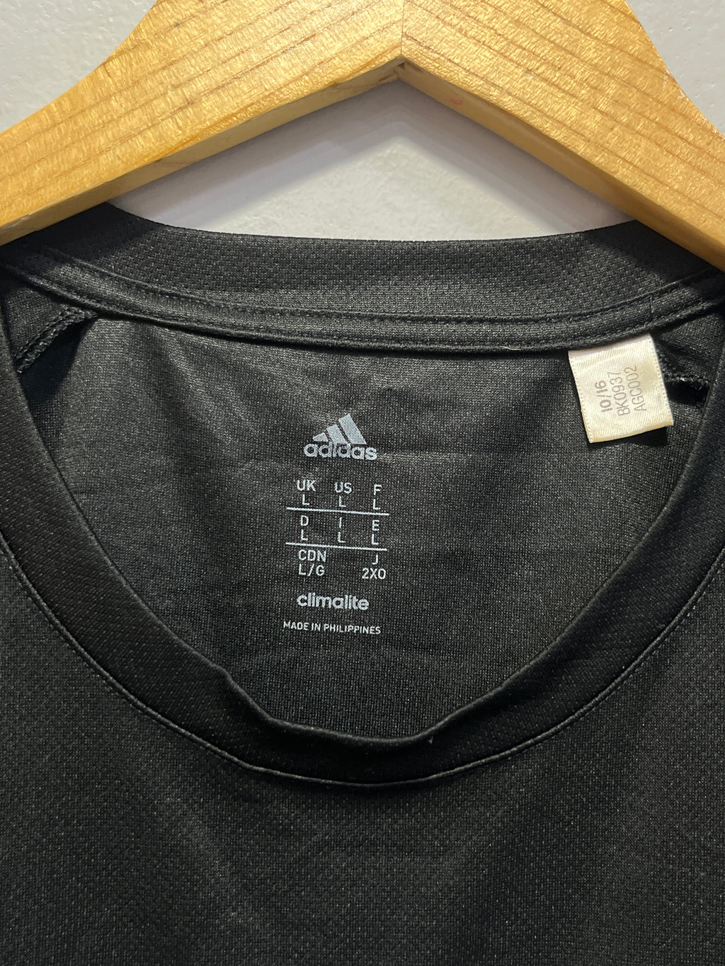ADIDAS MEN ROUND NECK T-SHIRT