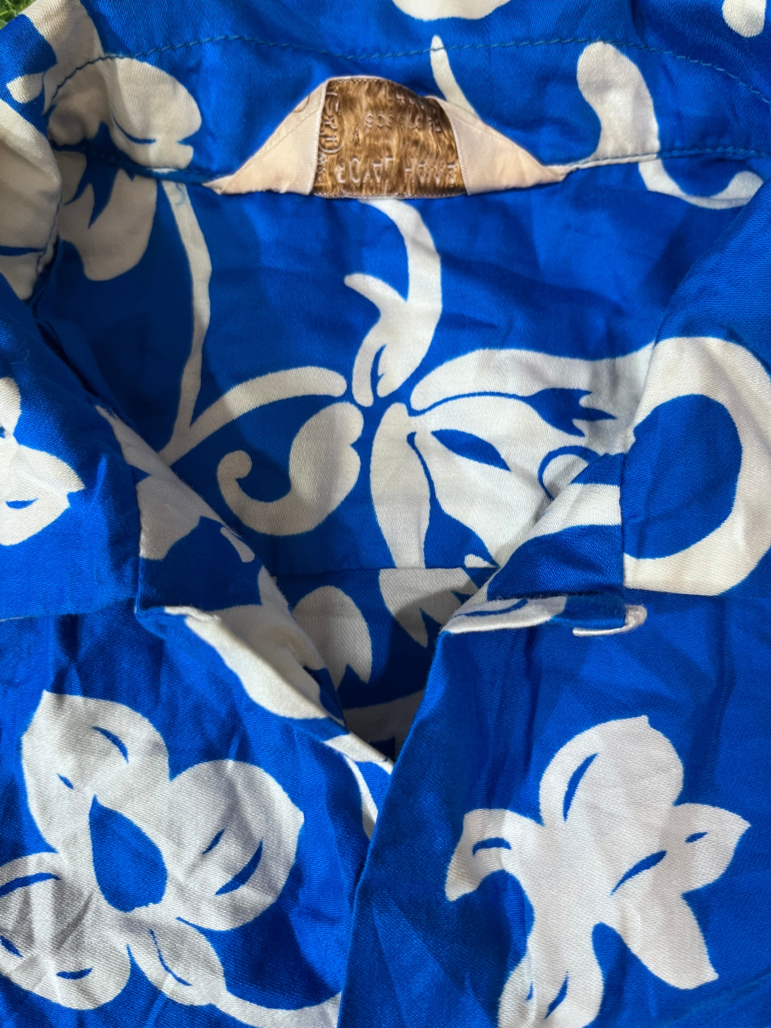 HAWAII MEN SHIRT WITH LABEL