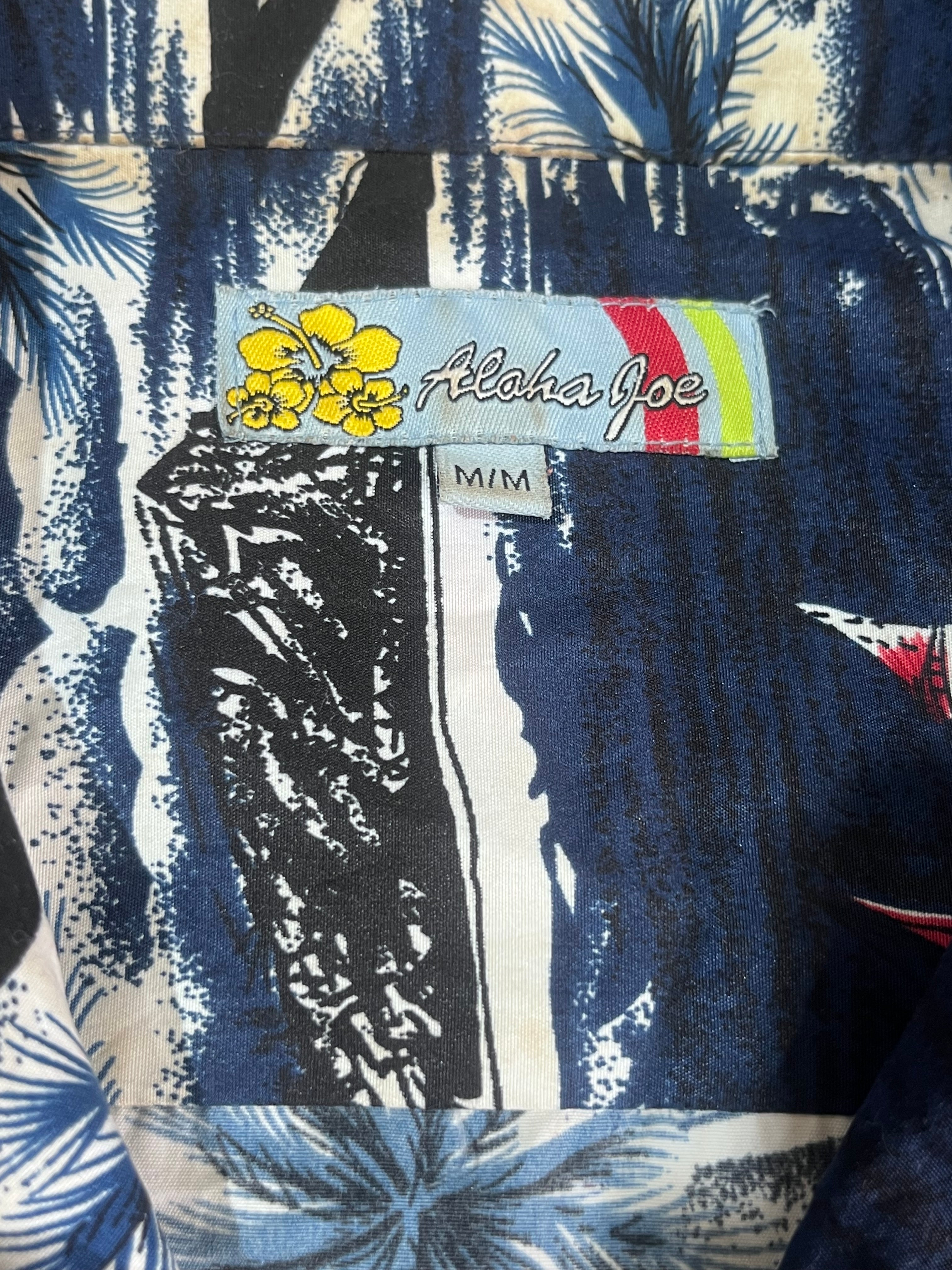 HAWAII MEN SHIRT WITH LABEL 
