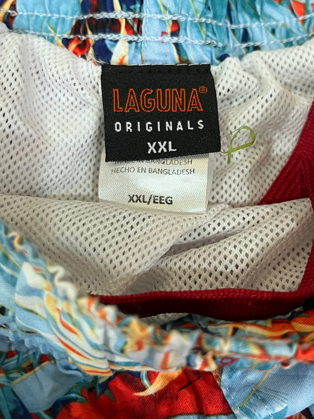 HAWAII MEN SHORTS WITH LABEL