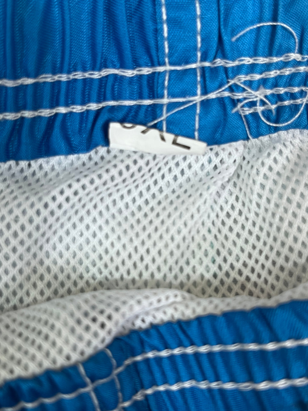 HAWAII MEN SHORTS WITH LABEL