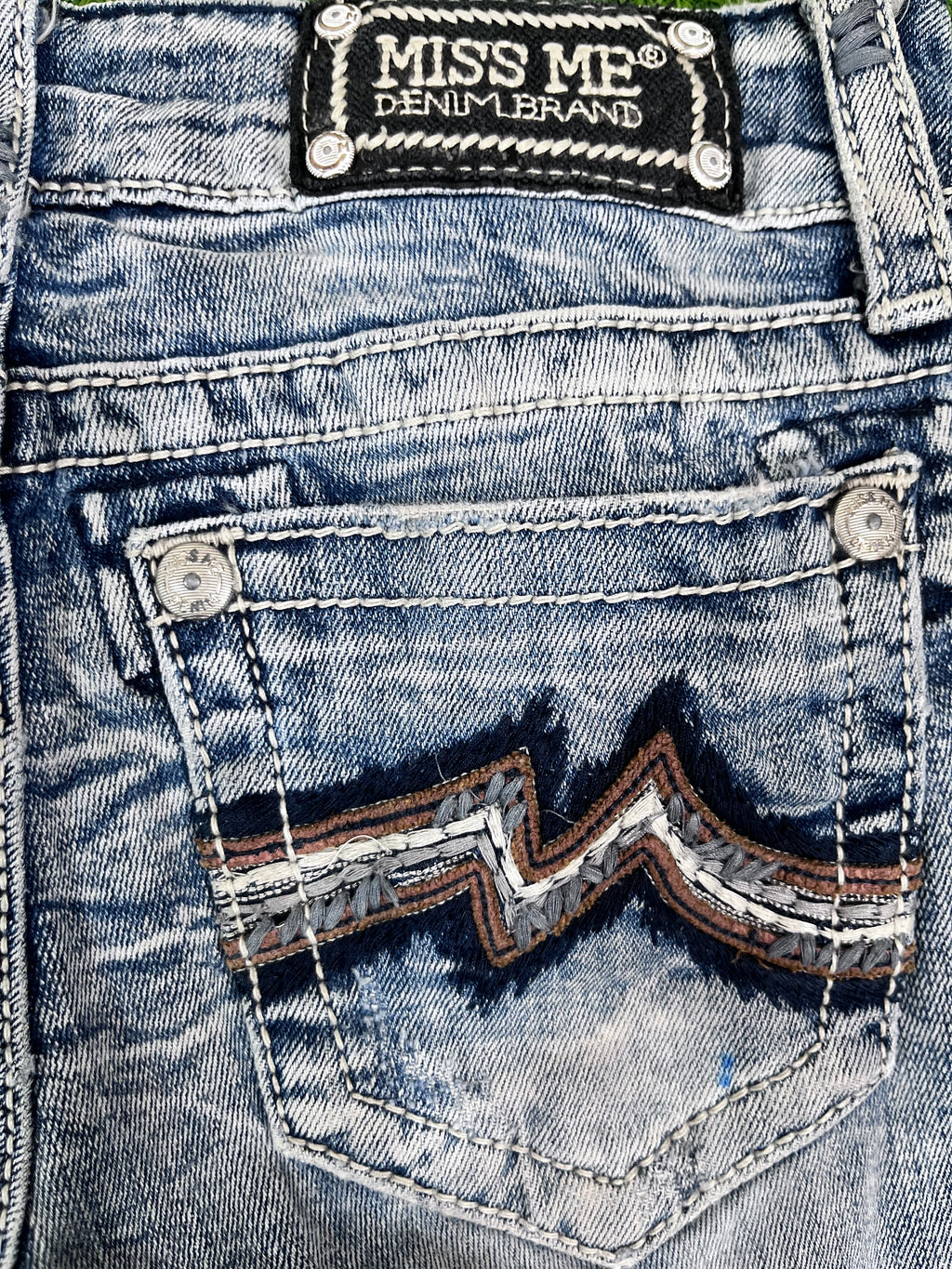MISS ME WOMEN JEANS WITH LABEL