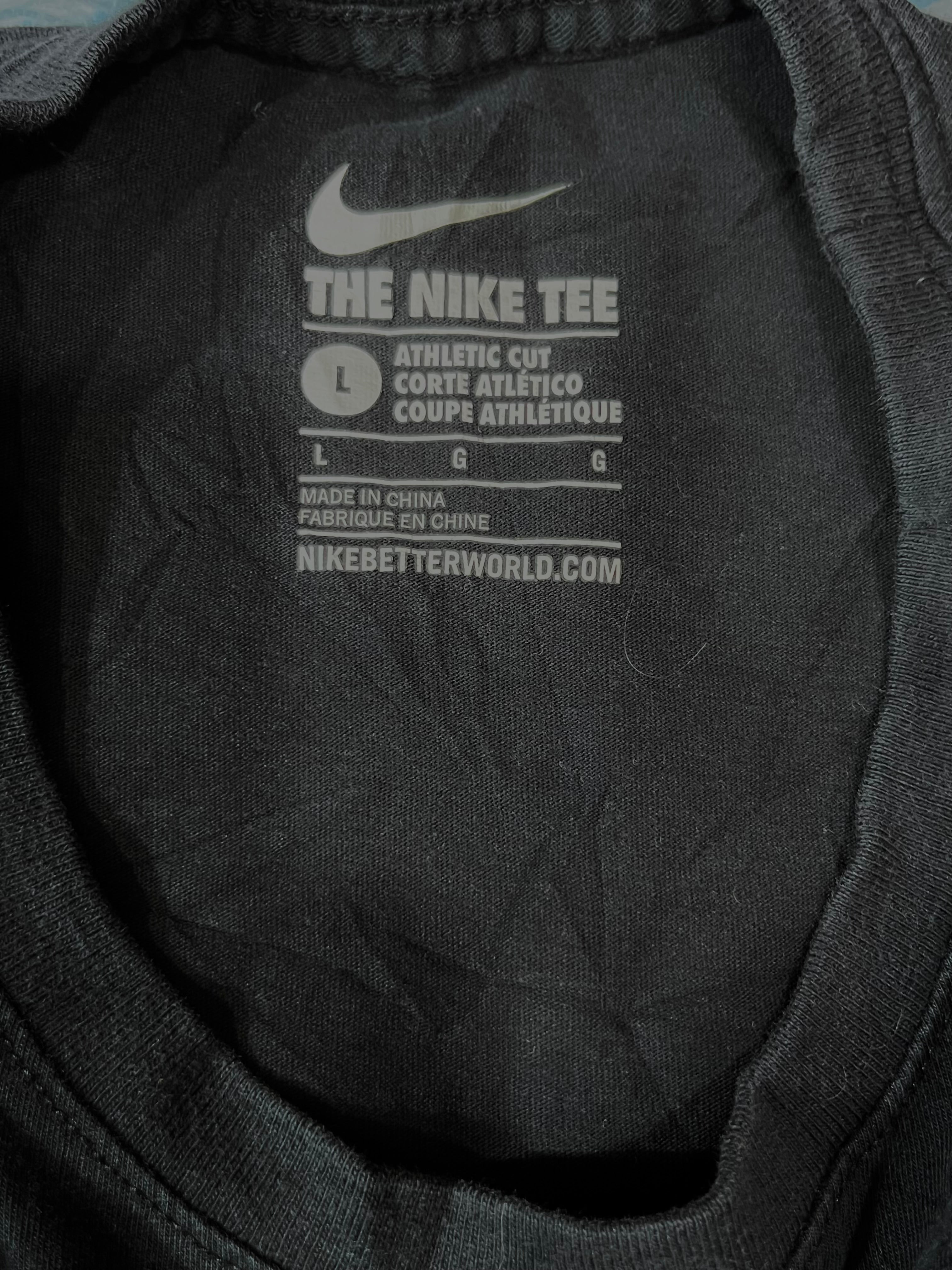 NIKE MEN ROUND NECK T-SHIRT WITH LABEL 