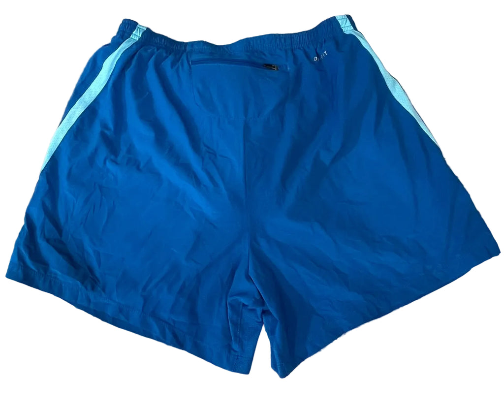NIKE MEN SPORT SHORT ON A WHITE PLAIN BACKGROUND 