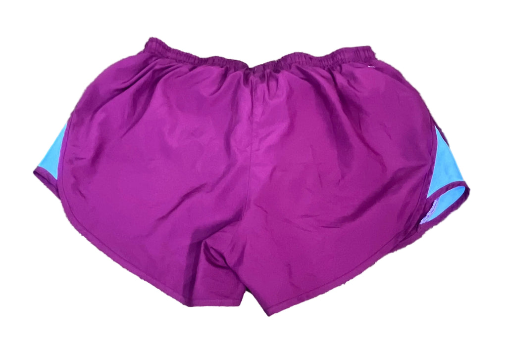 NIKE MEN SPORT SHORT ON A WHITE PLAIN BACKGROUND 