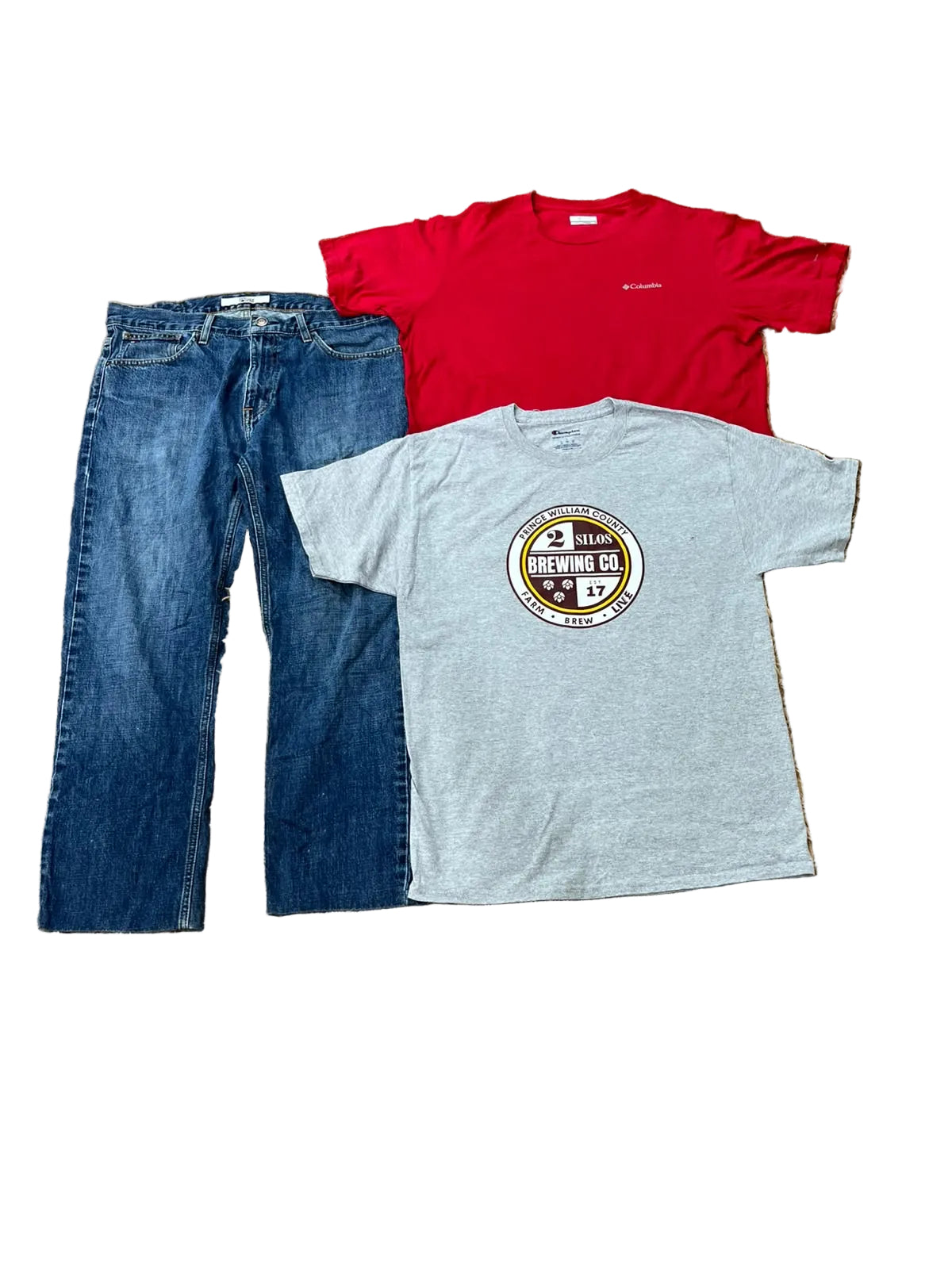 1KG VINTAGE CLOTHING BUNDLE ON THE WHITE BACKGROUND