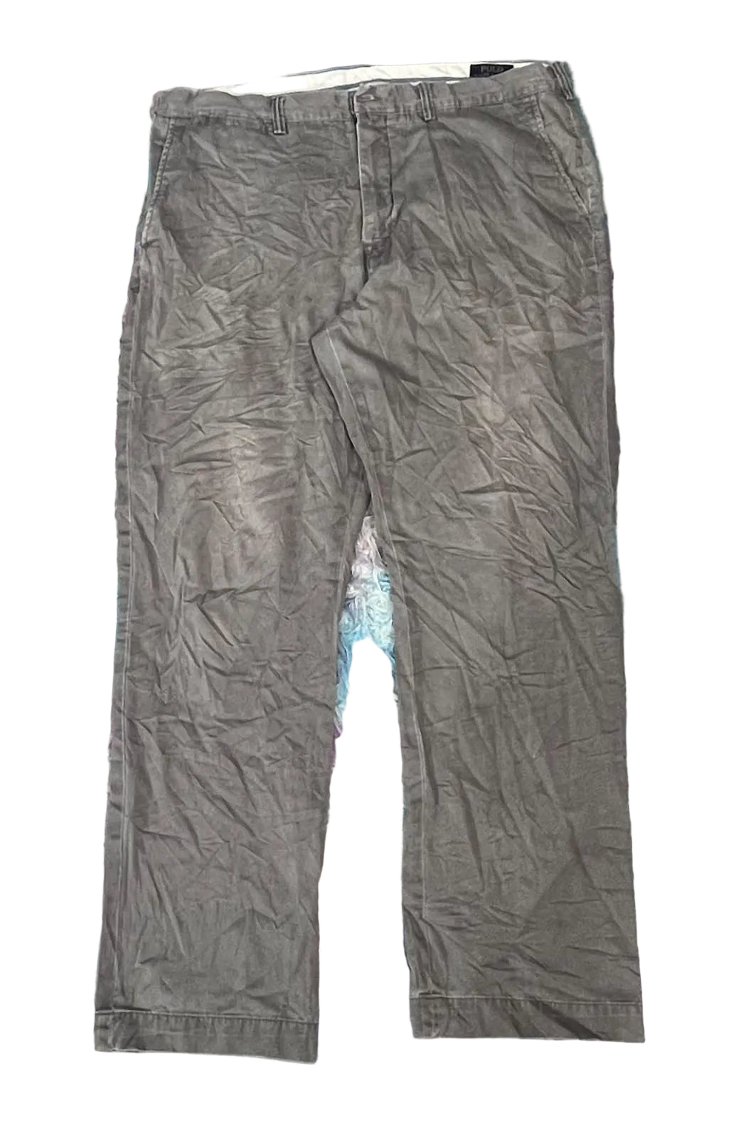 A pair of gray cropped pants 