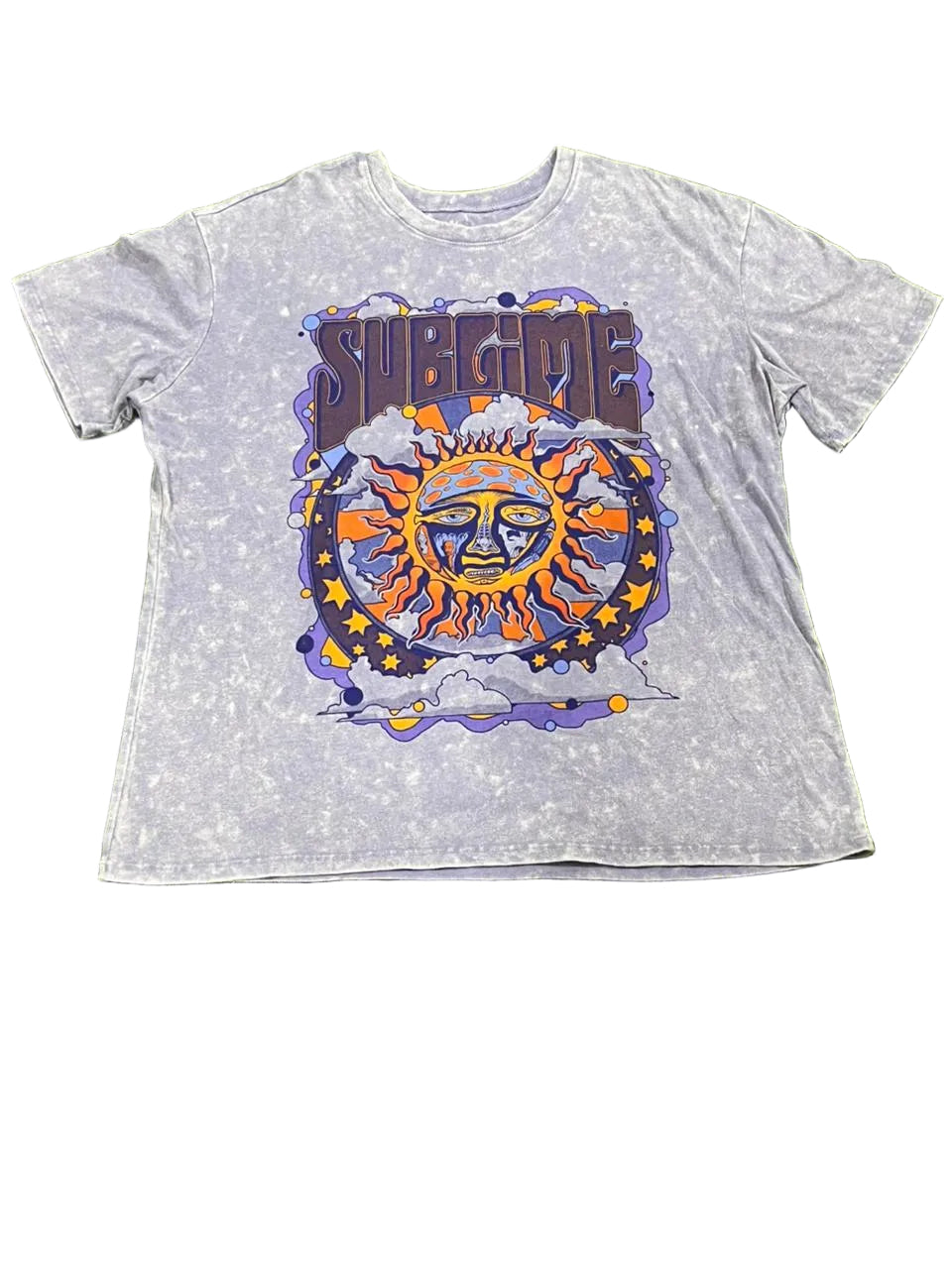 VINTAGE MEN PRINTED T SHIRT ON WHITE BACKGROUND