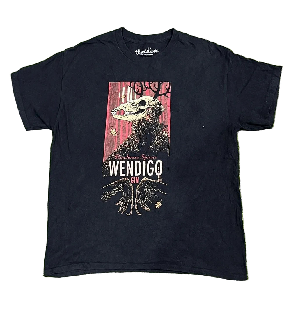 VINTAGE MEN PRINTED T-SHIRT ON A WHITE PLAIN BACKROUND 