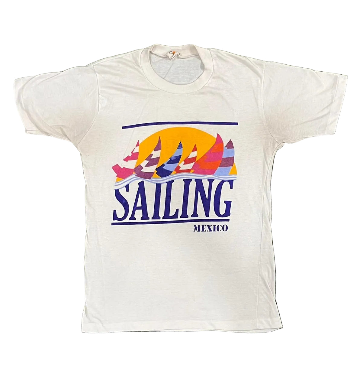 VINTAGE MEN PRINTED T-SHIRT ON A WHITE PLAIN BACKGROUND 