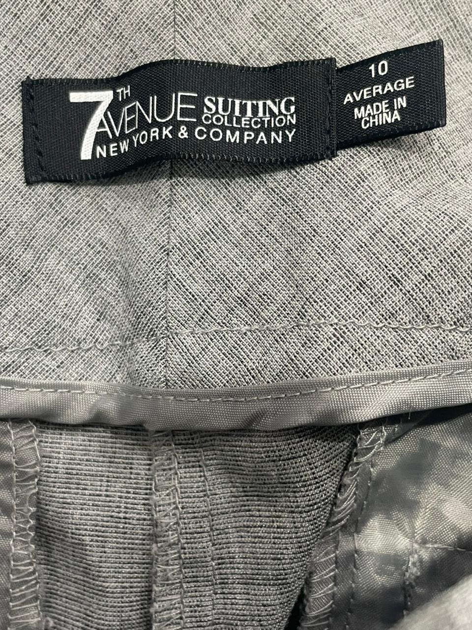 Y2K Office Flared pant on a label