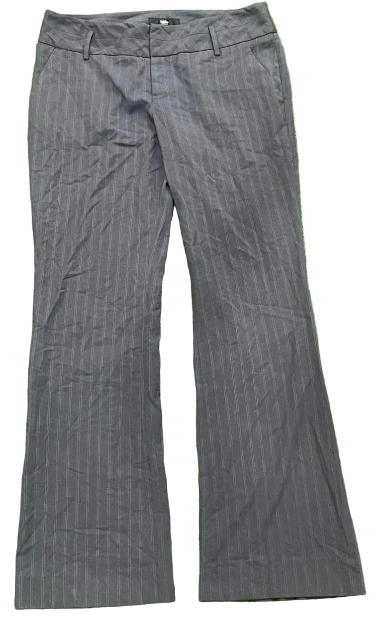 Y2K Office Flared pant on a white plain background 