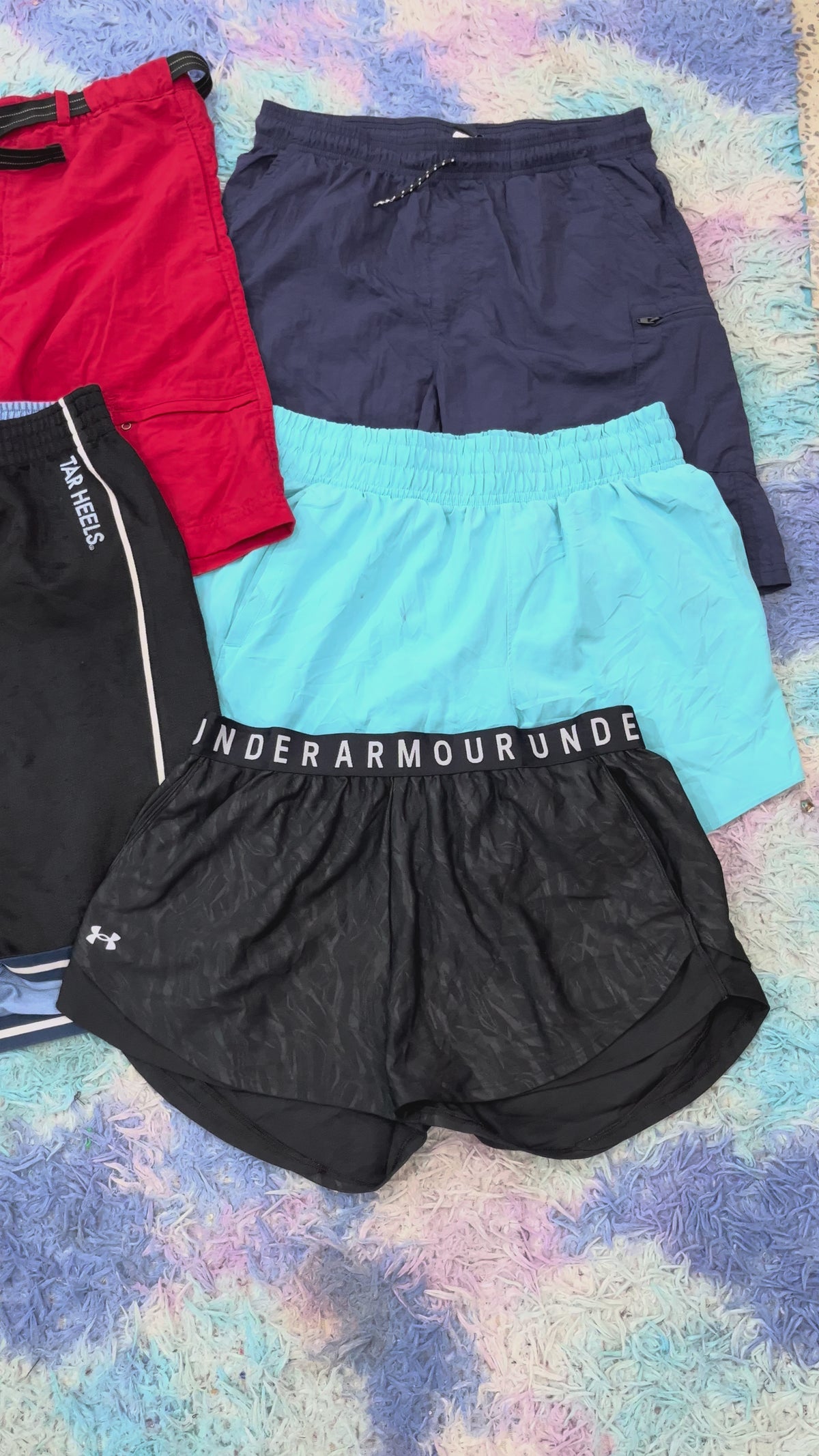 1KG VINTAGE CLOTHING BUNDLE