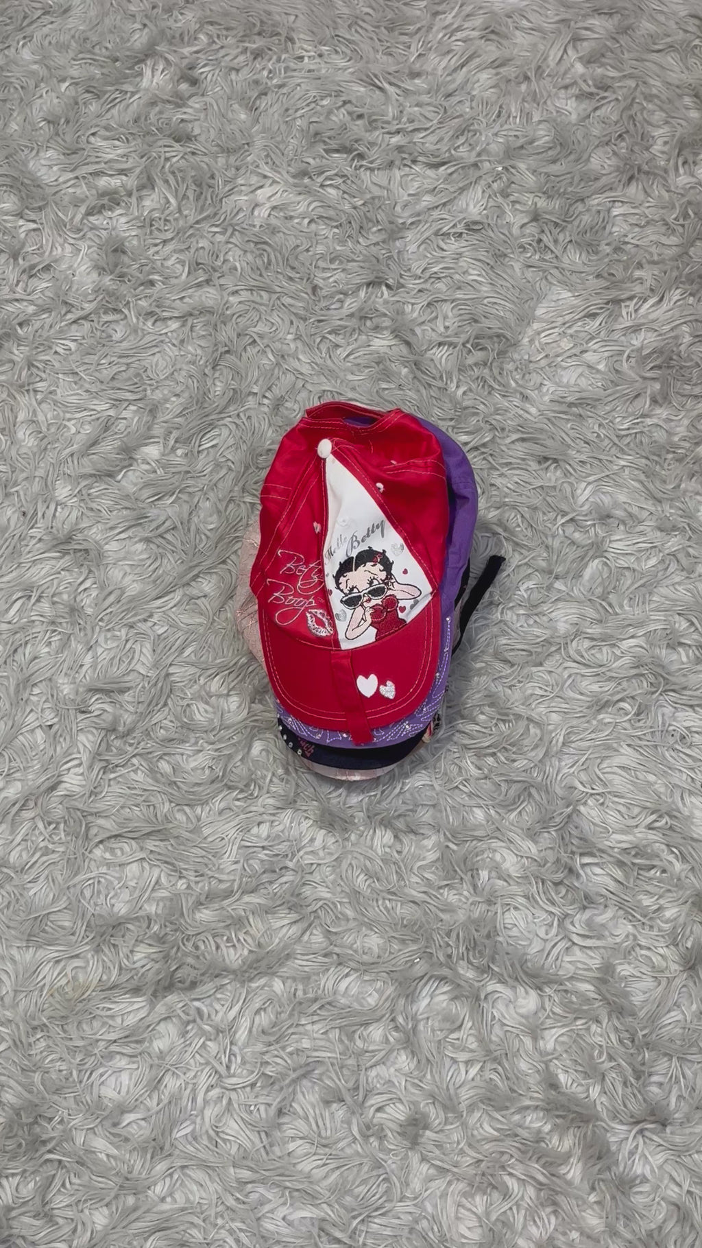 Y2K HEART PRINT CAPE BUNDLE CUTE AESTHETIC BASEBALL HATS & INDIE FASHION ACCESSORIES 6 PCS