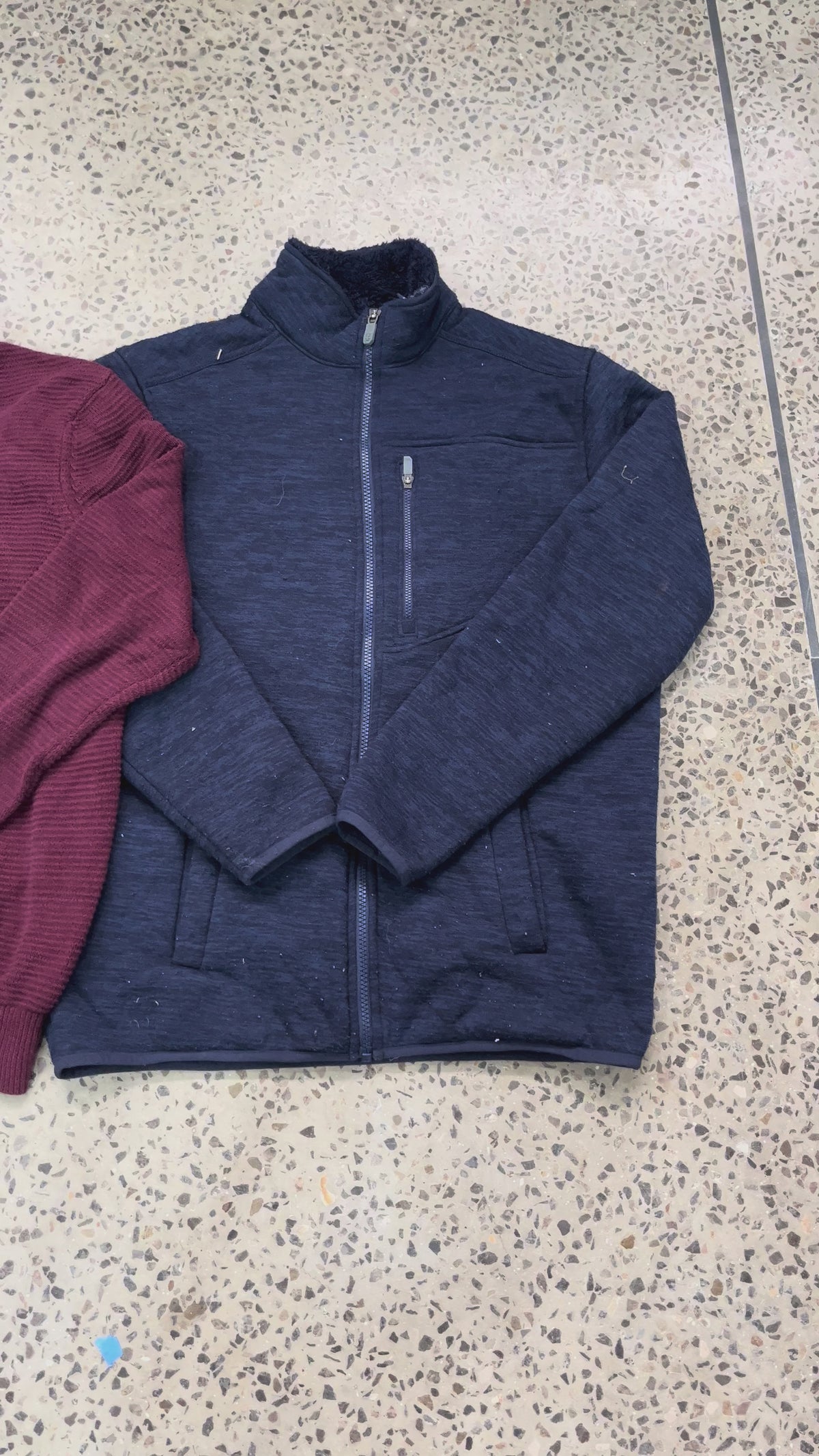 1KG VINTAGE  CLOTHING BUNDLE