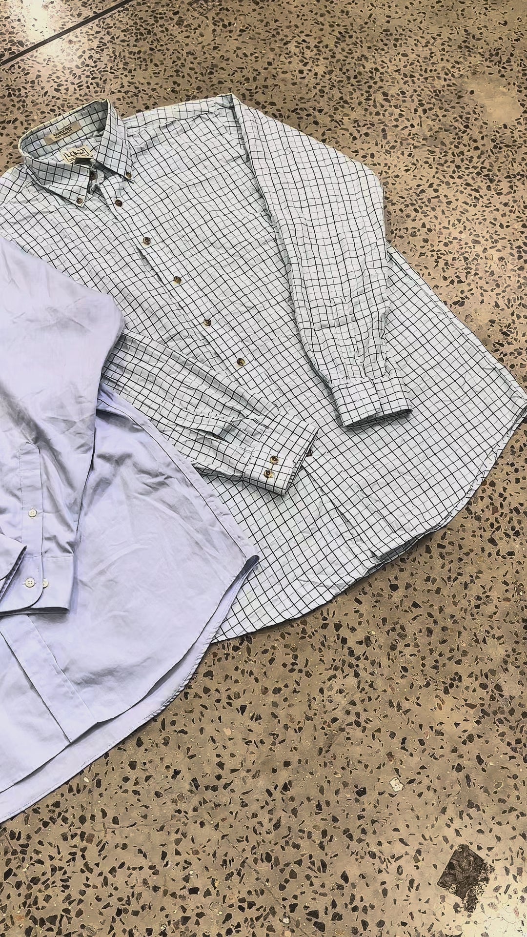 1KG VINTAGE CLOTHING BUNDLE