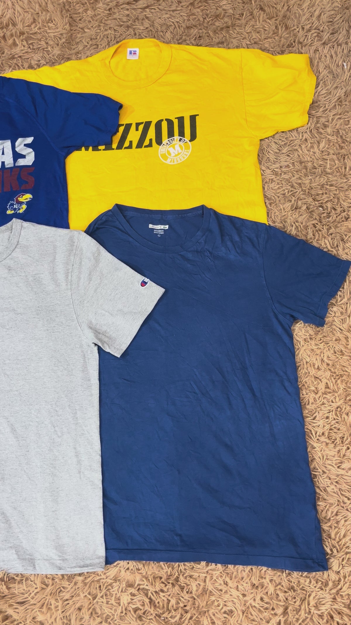 1KG VINTAGE CLOTHING BUNDLE