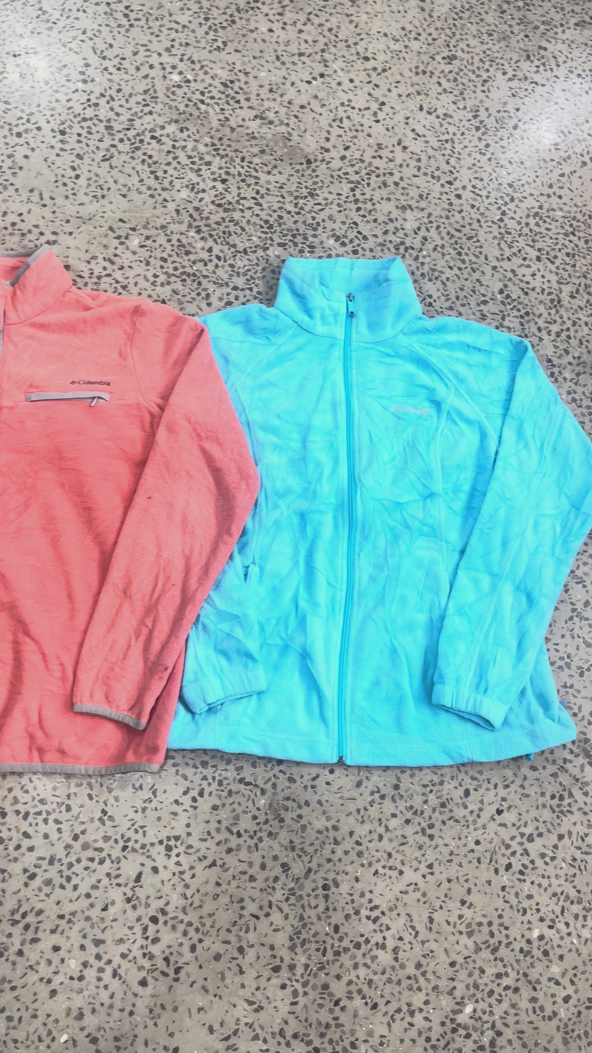 1KG VINTAGE CLOTHING BUNDLE