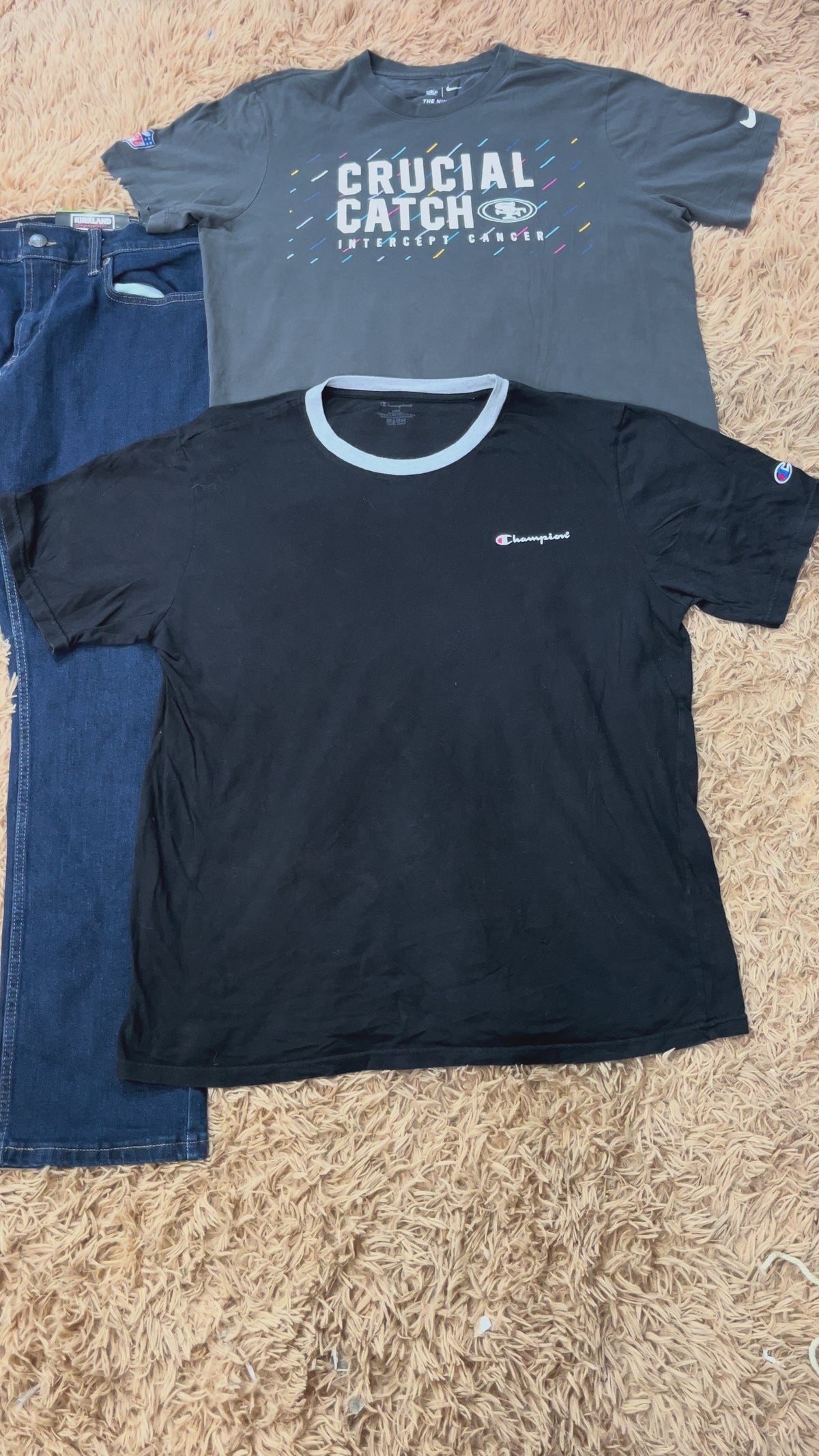 1KG VINTAGE CLOTHING BUNDLE