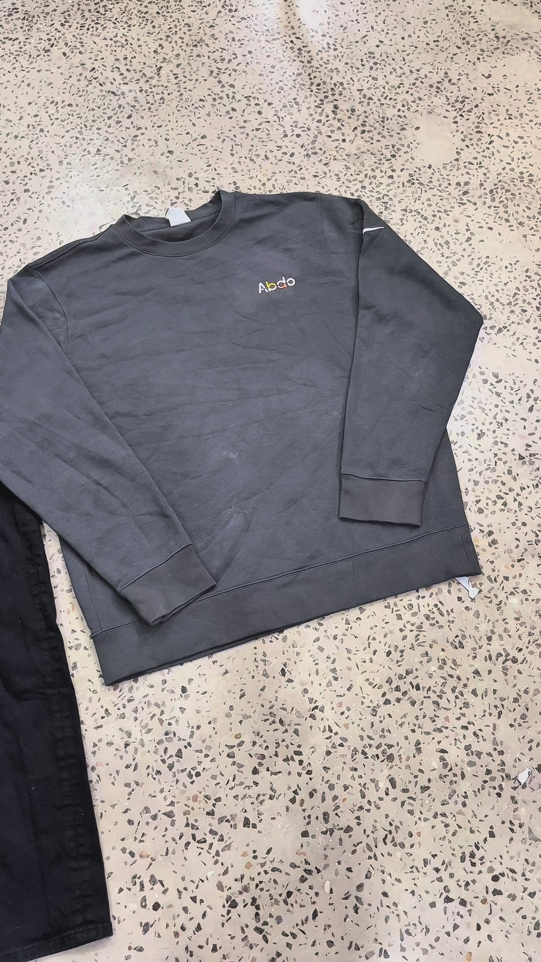 1KG VINTAGE CLOTHING BUNDLE