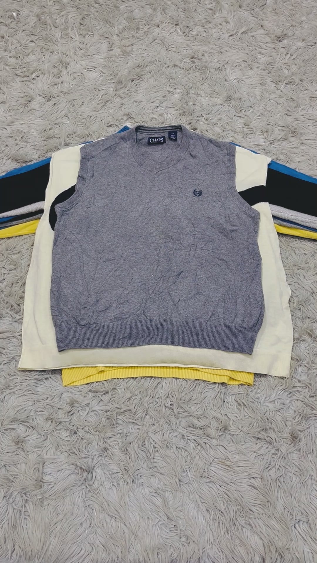 BRANDED SWEATER