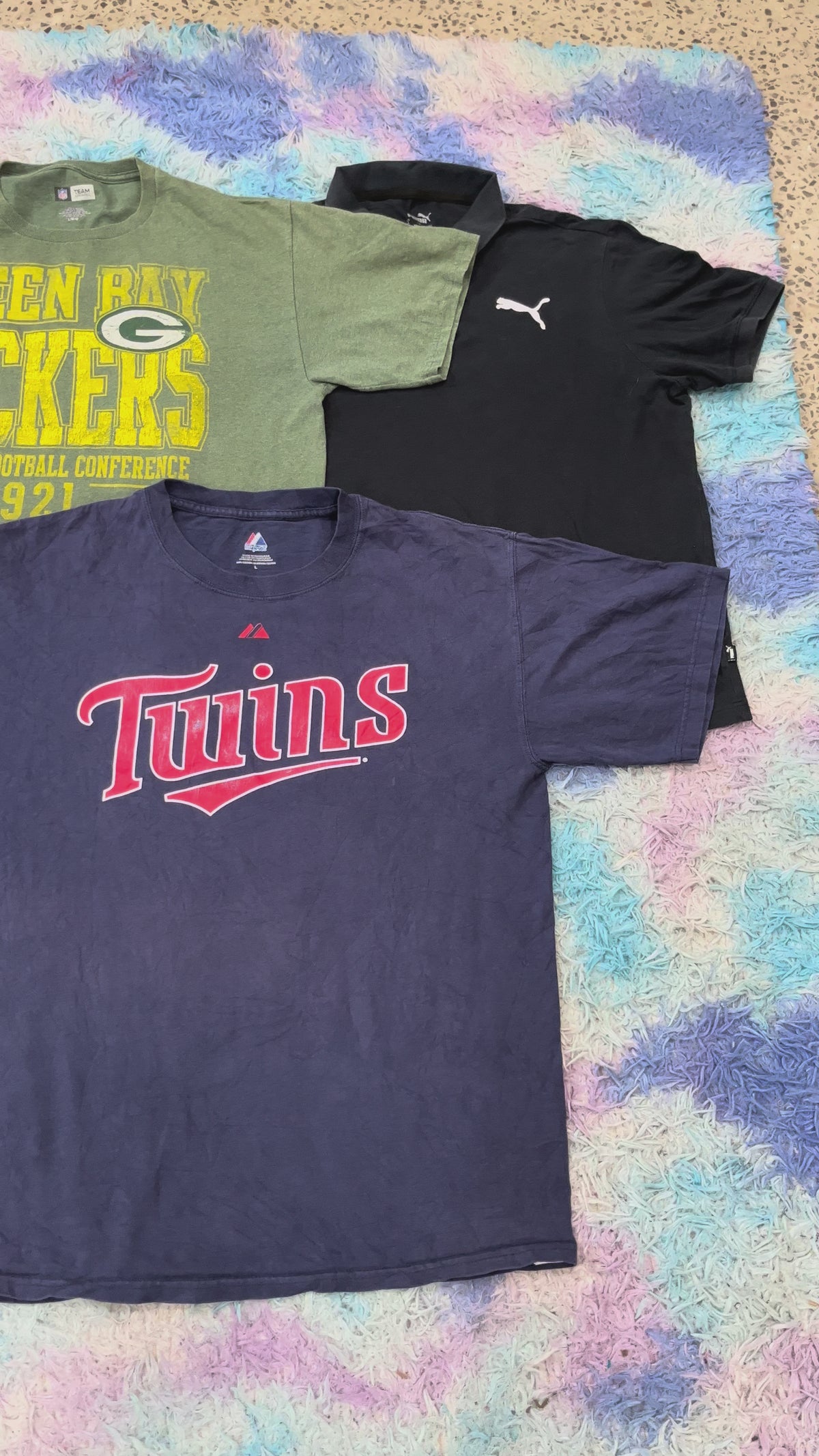 1KG VINTAGE CLOTHING BUNDLE
