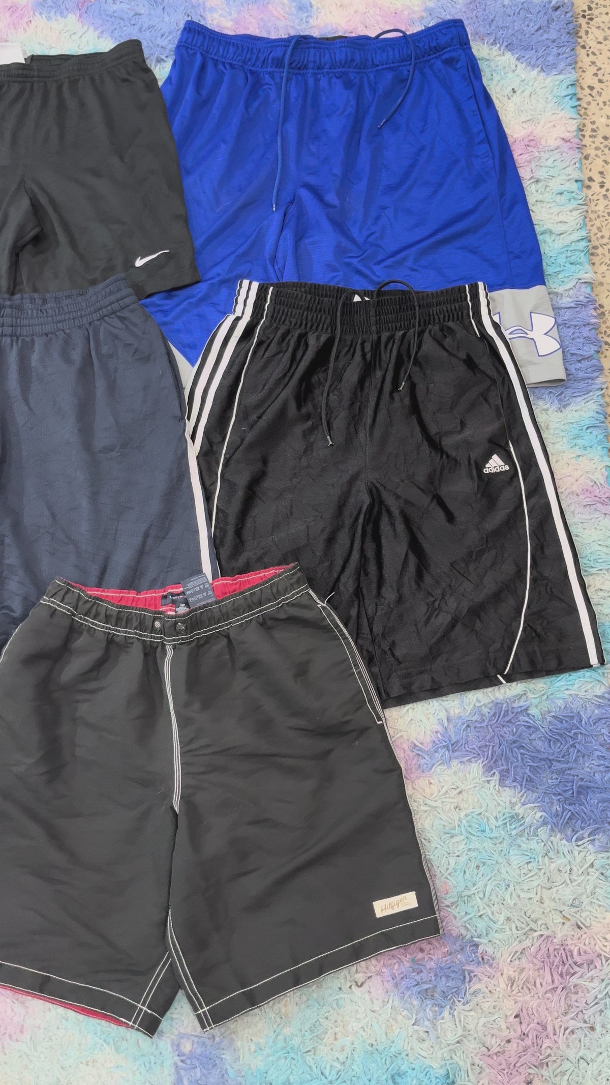 1KG VINTAGE CLOTHING BUNDLE