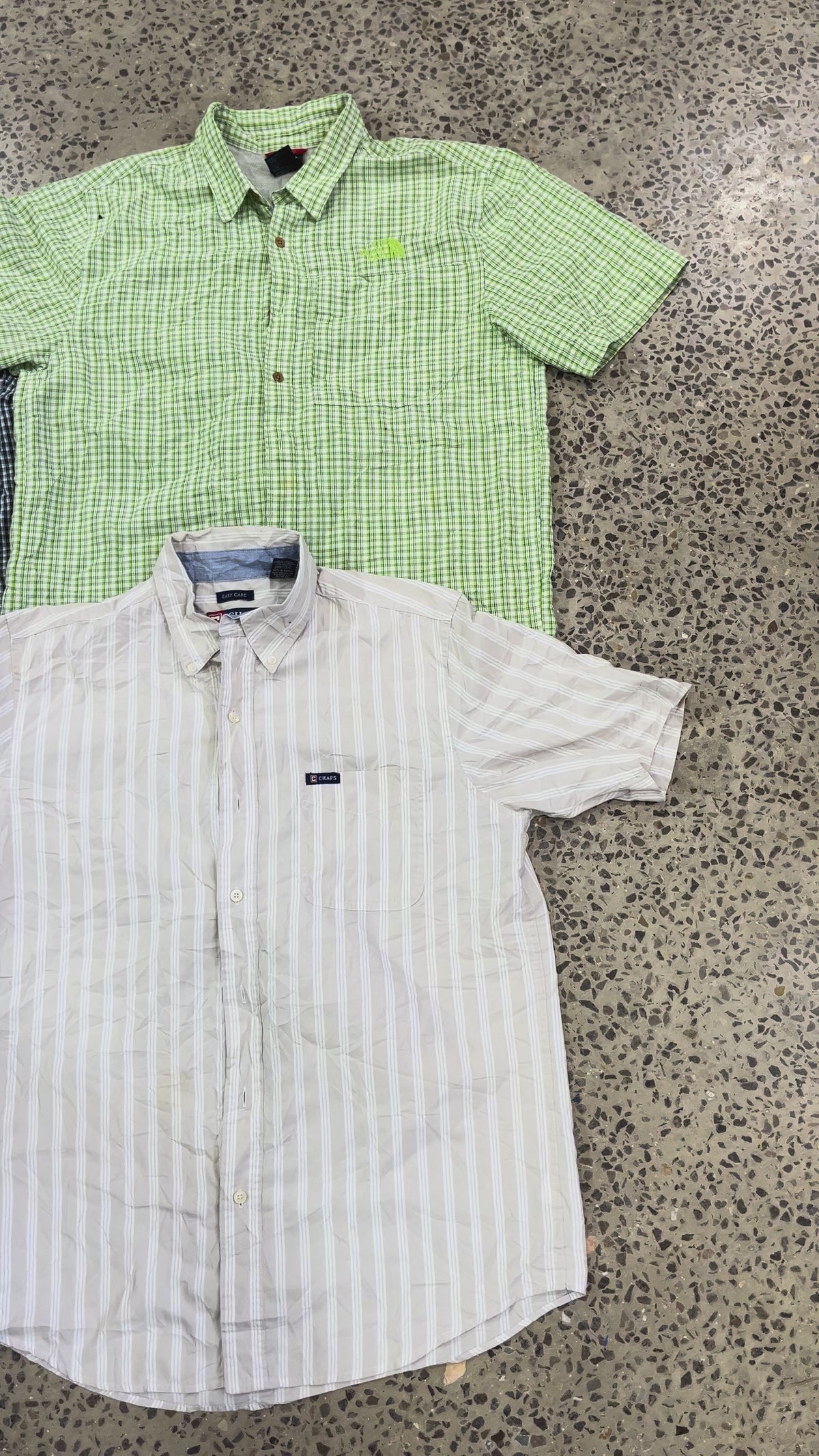 1KG VINTAGE CLOTHING BUNDLE