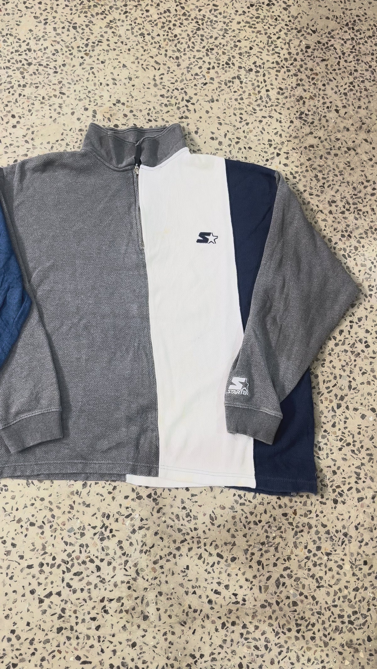 1KG VINTAGE CLOTHING BUNDLE