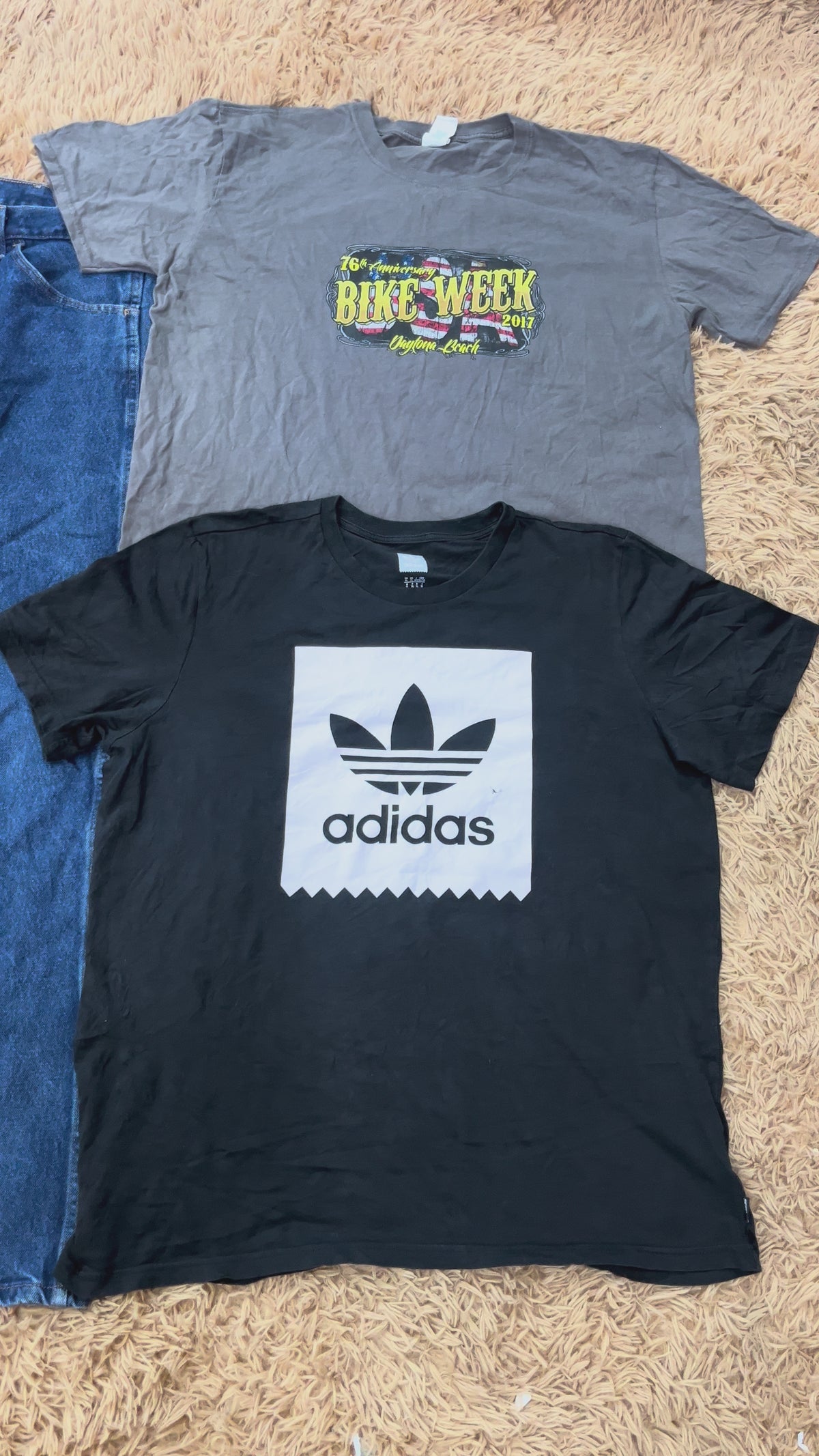 1KG VINATGE CLOTHING BUNDLE