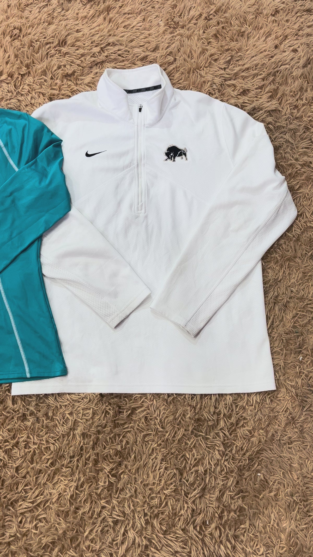 1KG VINTAGE CLOTHING BUNDLE