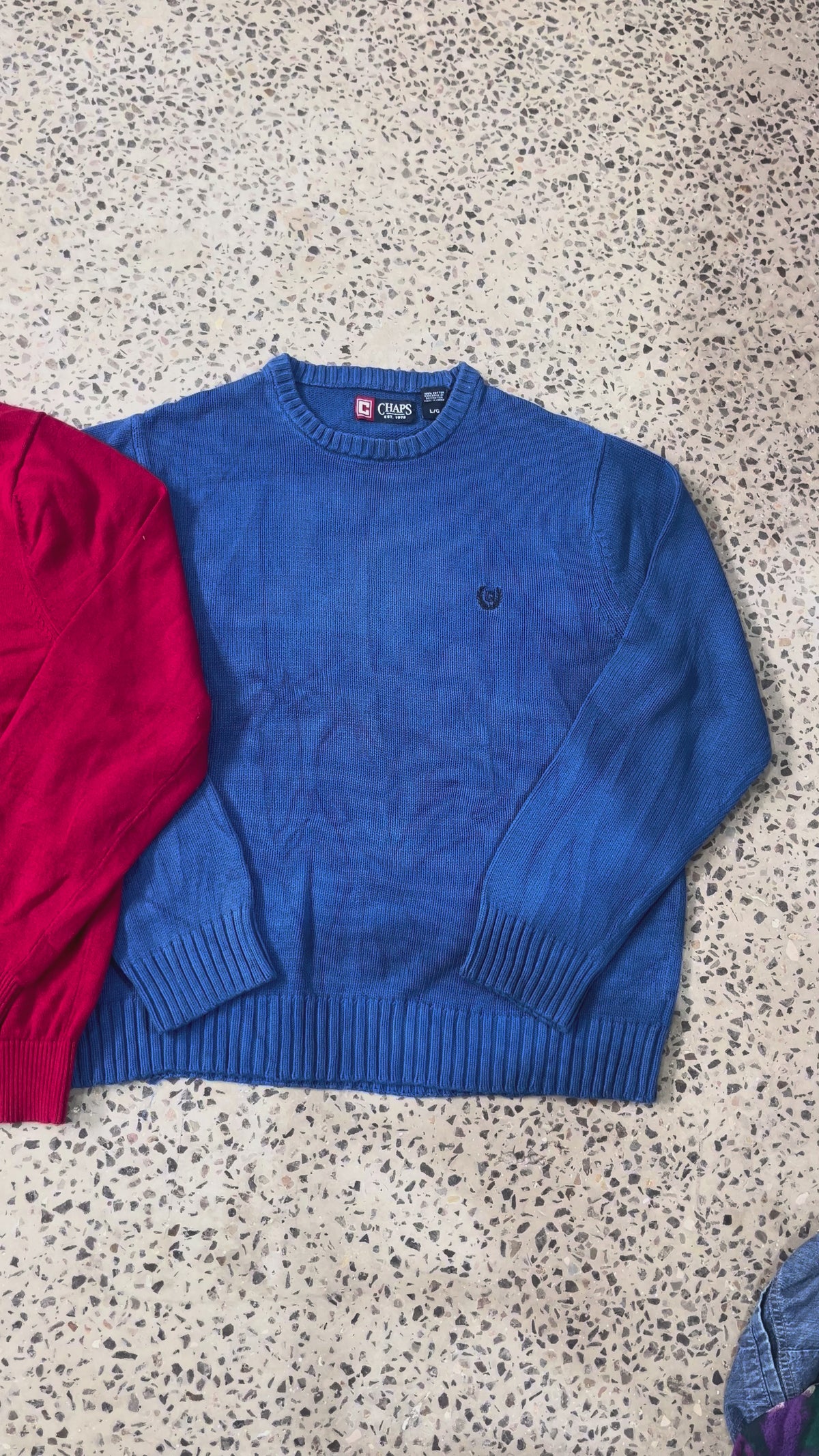 1KG VINTAGE CLOTHING BUNDLE