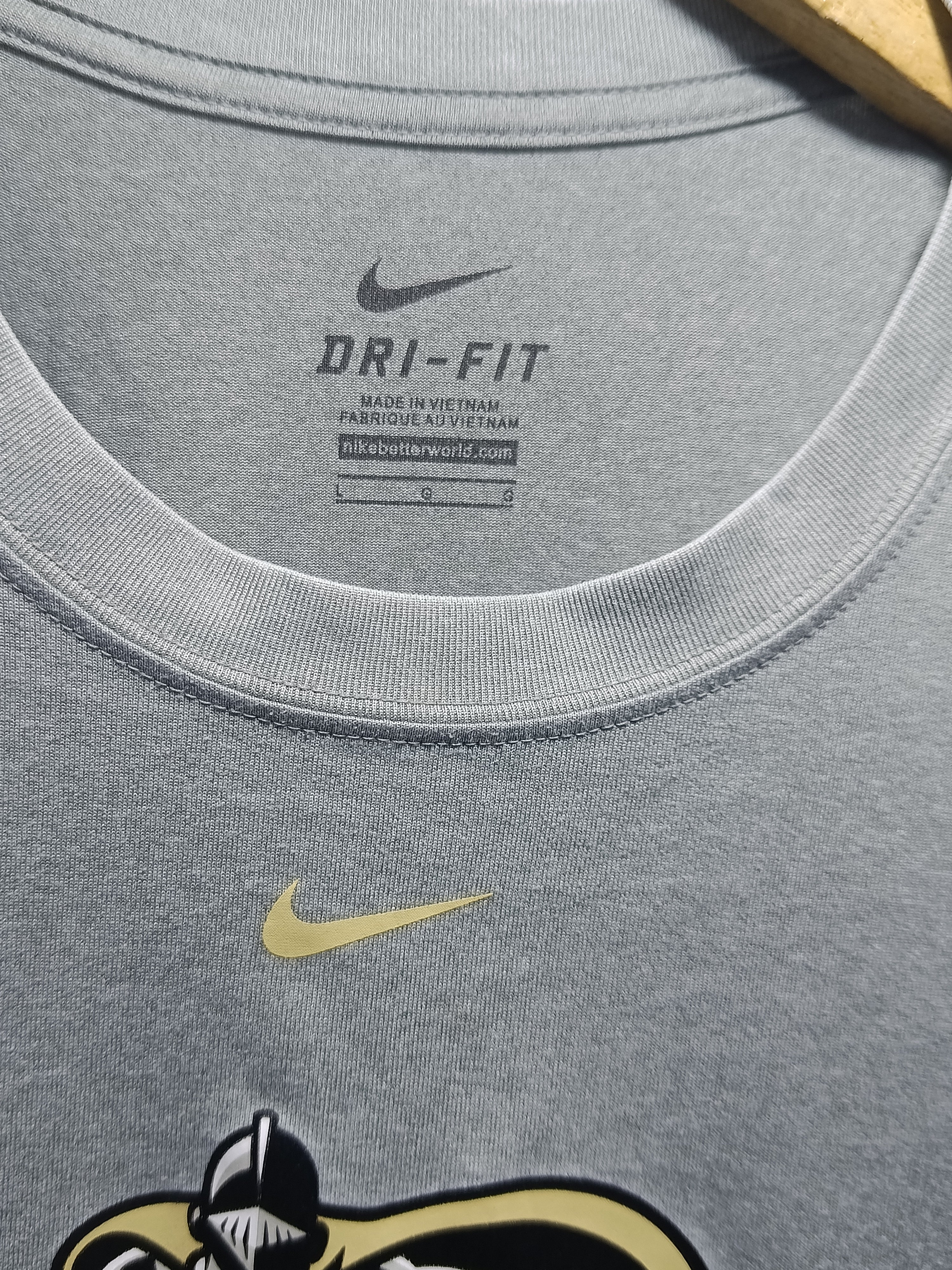 NIKE MEN ROUND NECK T-SHIRT
