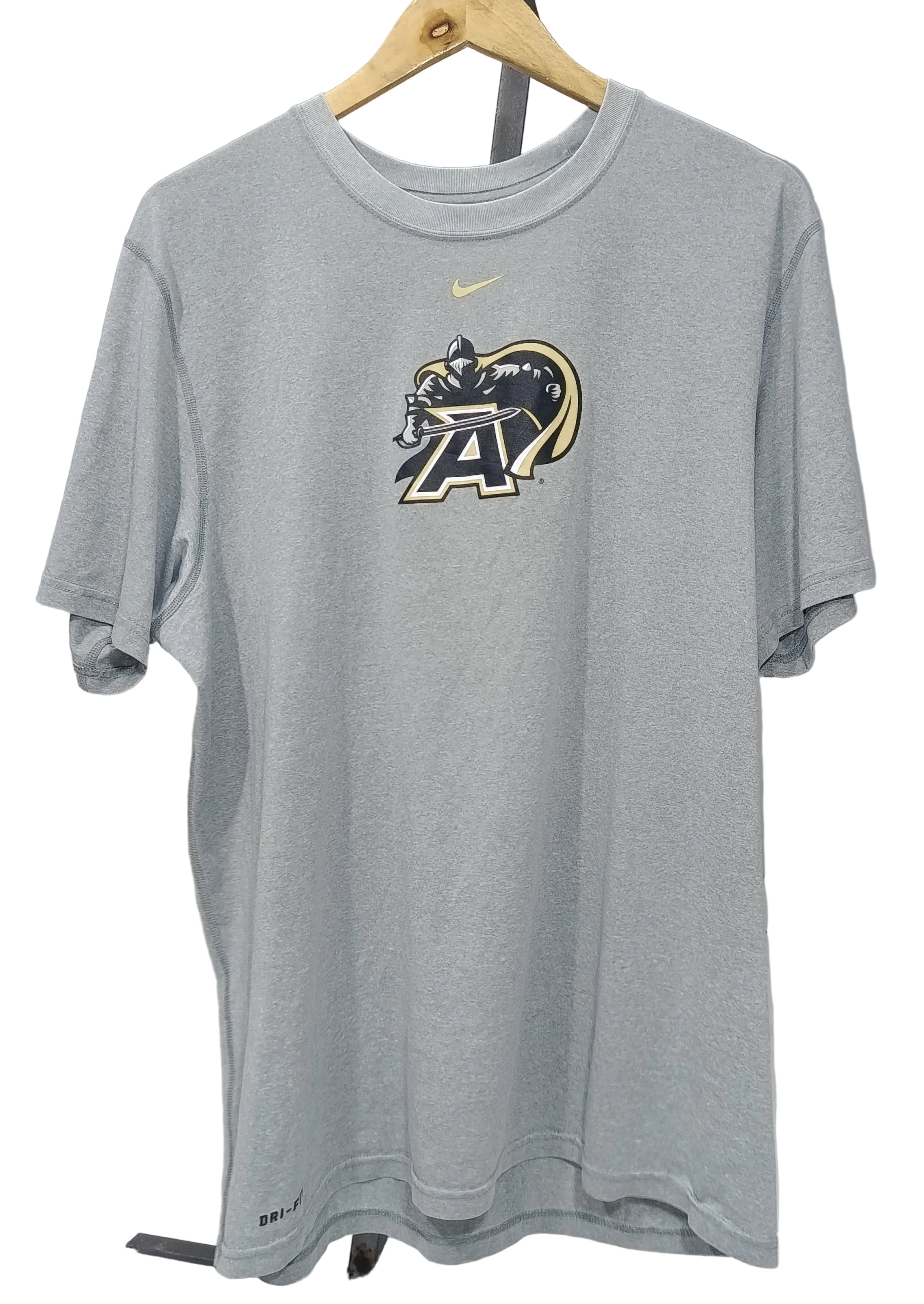 NIKE MEN ROUND NECK T-SHIRT