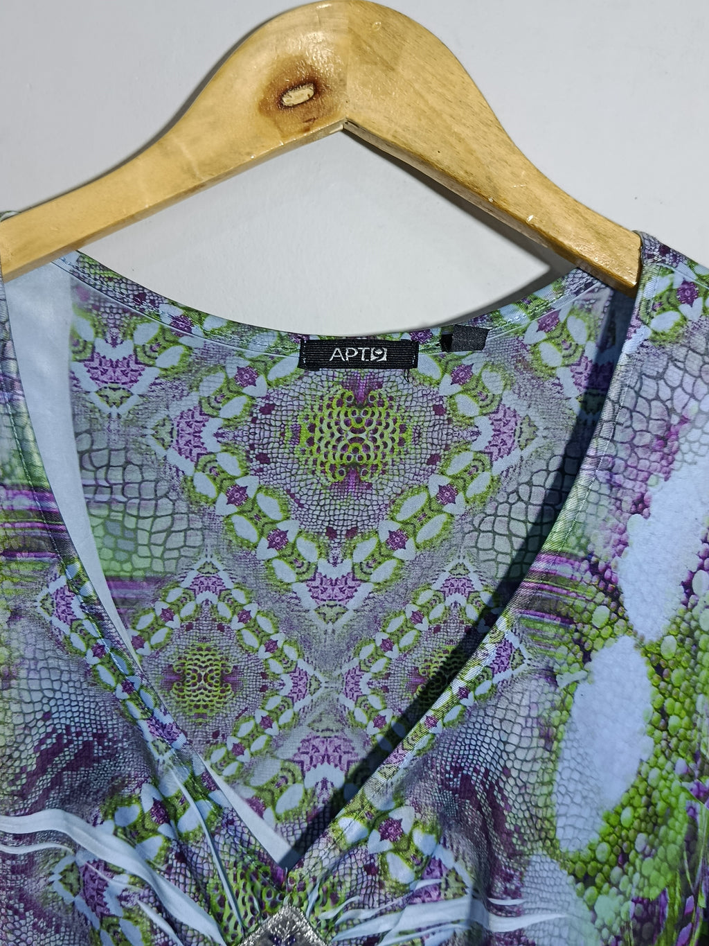 WOMEN SUMMER TOP